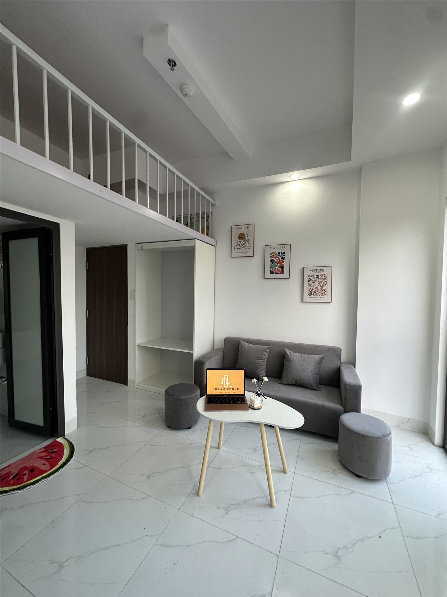 Phòng trọ Duplex 25m2 tại DreamHouse Vĩnh Phúc - Ba Đình - Phòng khách