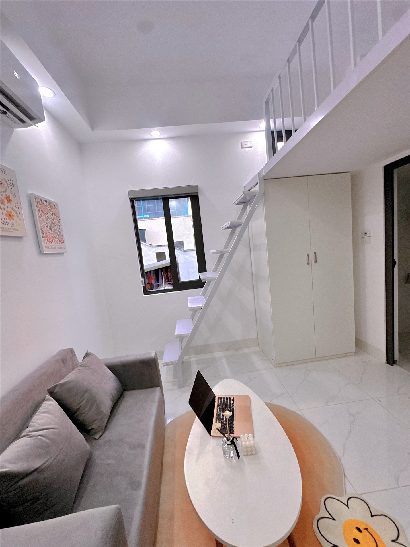 Phòng trọ Duplex 25m2 tại DreamHouse Vĩnh Phúc - Ba Đình - Phòng khách