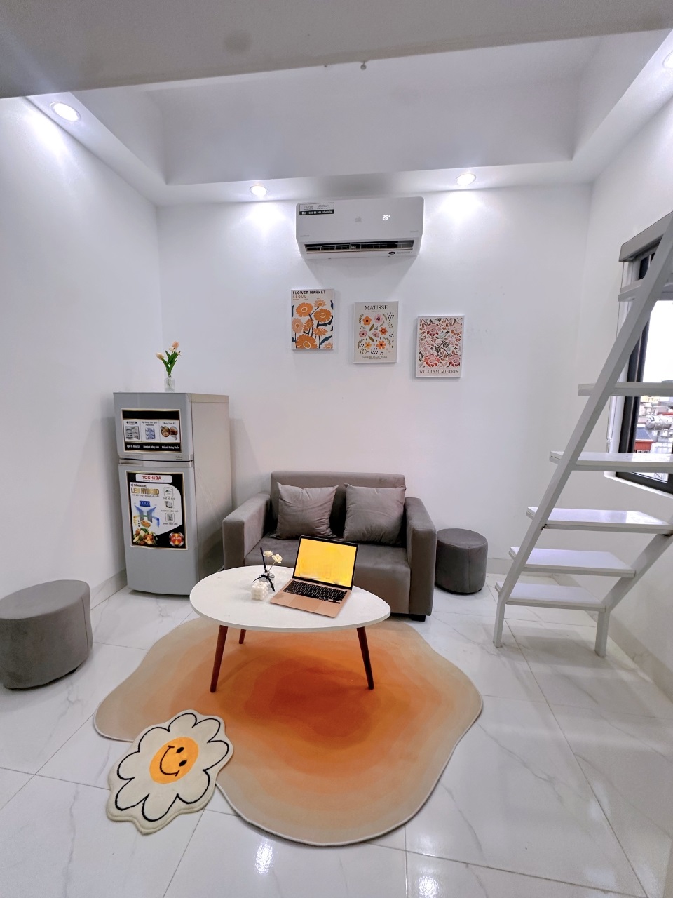 Phòng trọ Duplex 25m2 tại DreamHouse Vĩnh Phúc - Ba Đình - Phòng khách