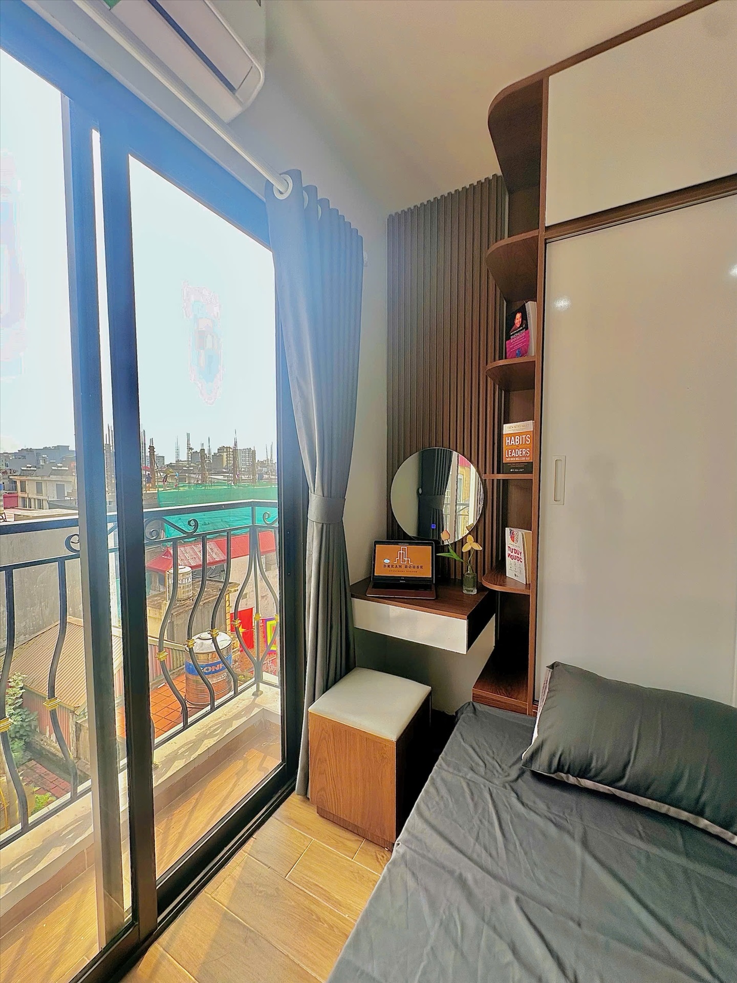 Phòng trọ Studio 22m2 tại DreamHouse Hoàng Hoa Thám - Ba Đình - Phòng ngủ