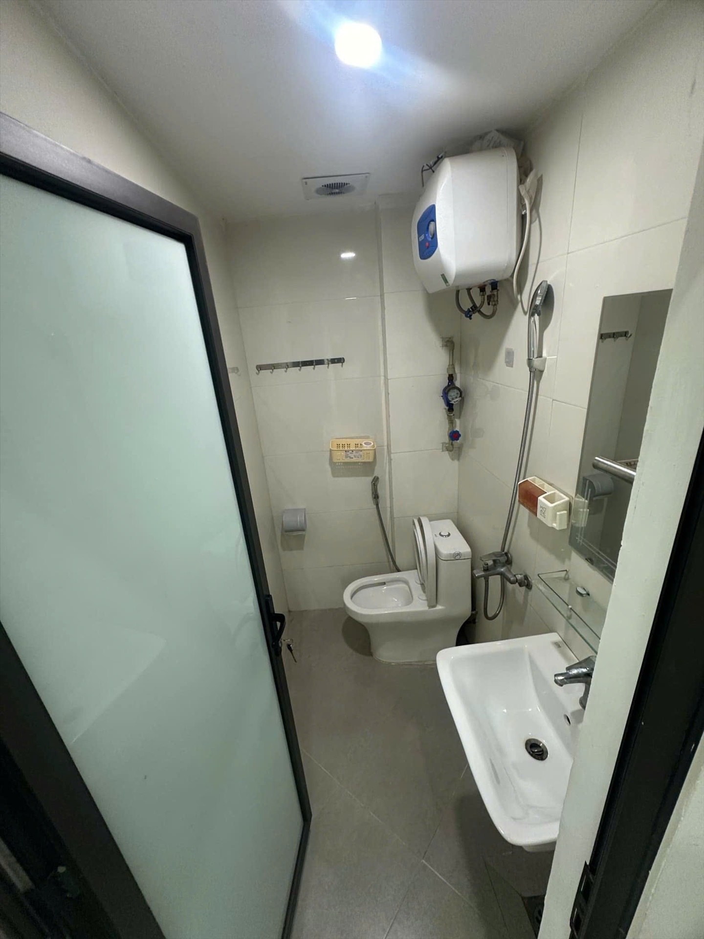 Phòng trọ Duplex 25m2 tại TD Housing Chính Kinh - Thanh Xuân - Phòng tắm
