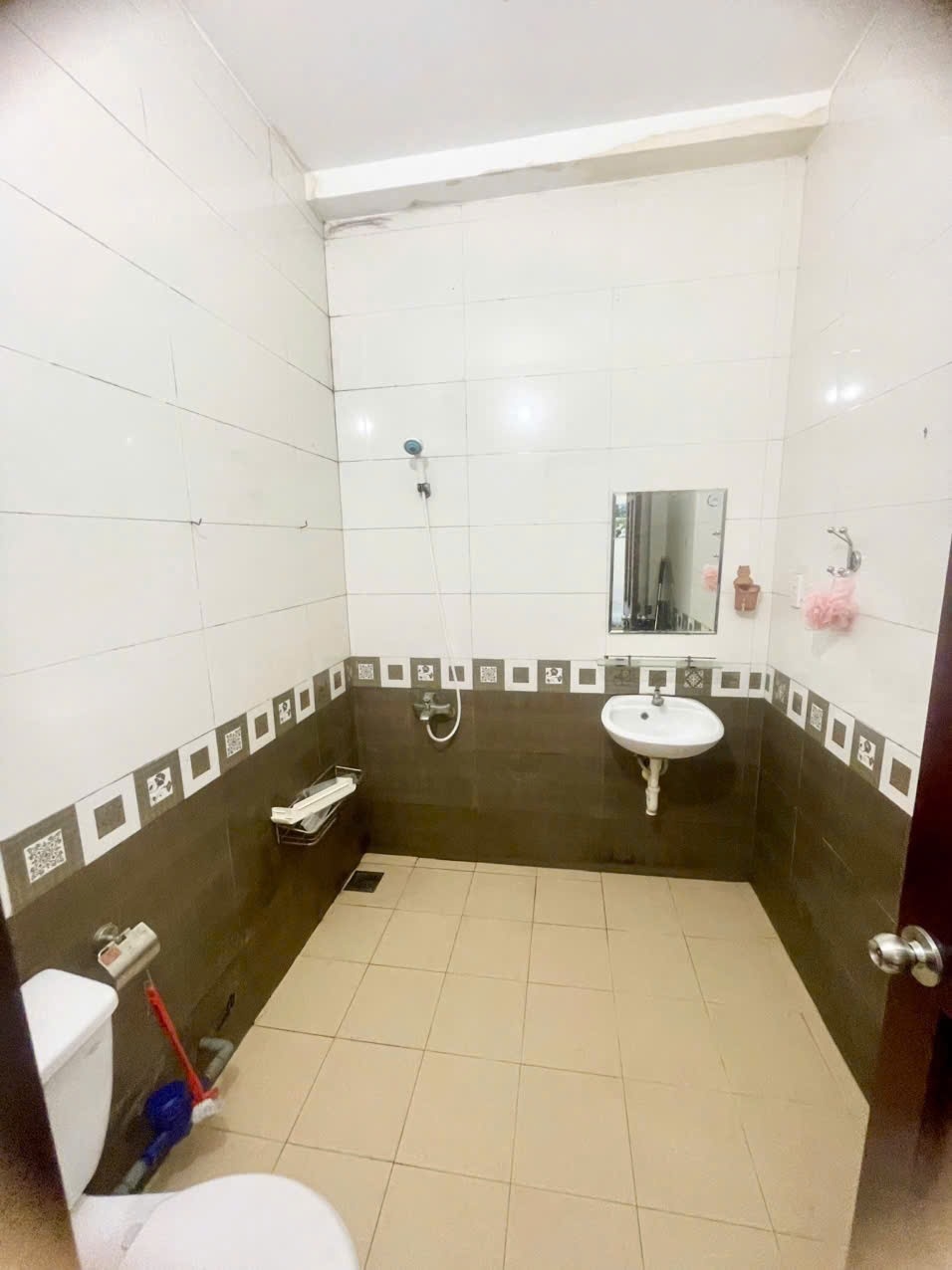 Phòng trọ Studio 30m2 tại AT Home Văn Chung - Tân Bình - Phòng tắm