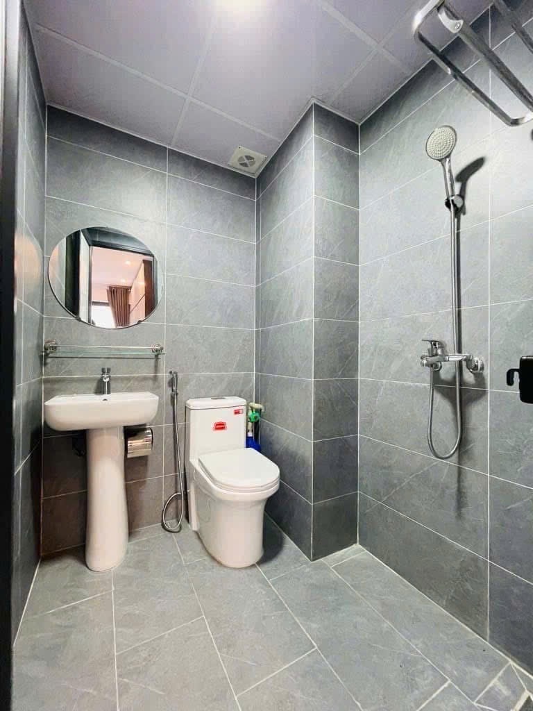 Phòng trọ Studio 25m2 tại AT Home Hồ Tùng Mậu - Cầu Giấy - Phòng tắm