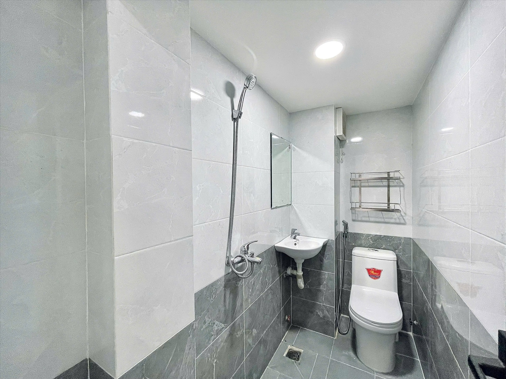 Phòng trọ 1 Phòng ngủ 40m2 tại AH Home Bạch Đằng - Tân Bình - Phòng tắm