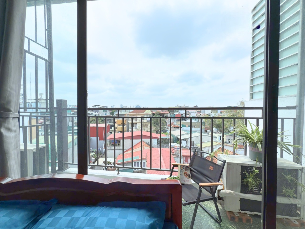 Phòng trọ Studio 35m2 tại Salahomes Hồng Mai - Hai Bà Trưng - Ban công