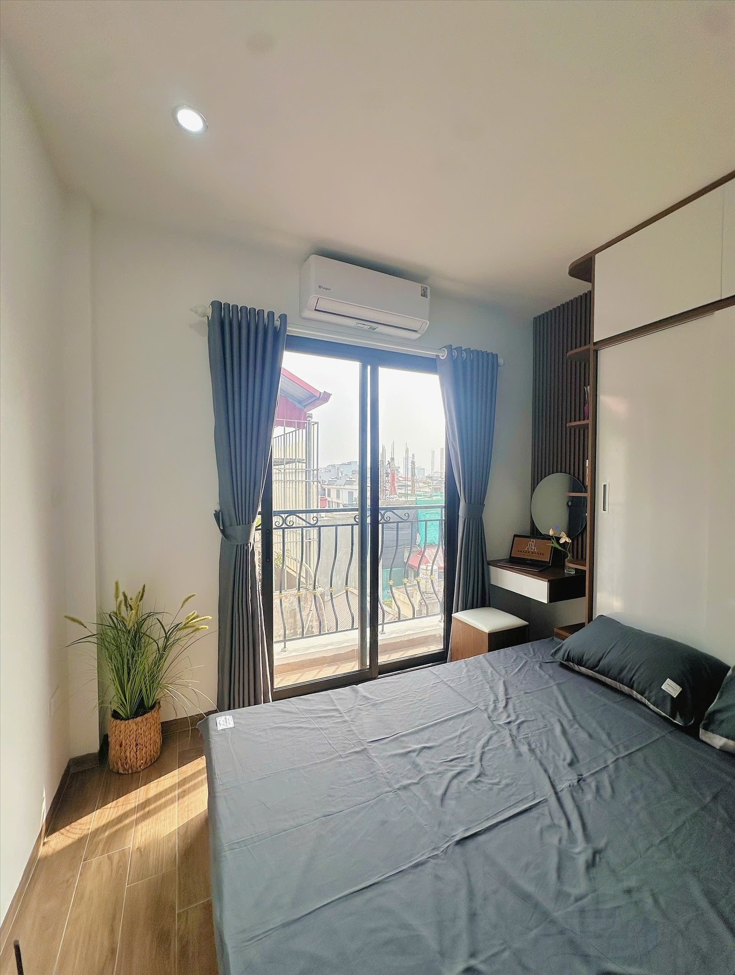 Phòng trọ DreamHouse Hoàng Hoa Thám - Ba Đình - Phòng (*)
