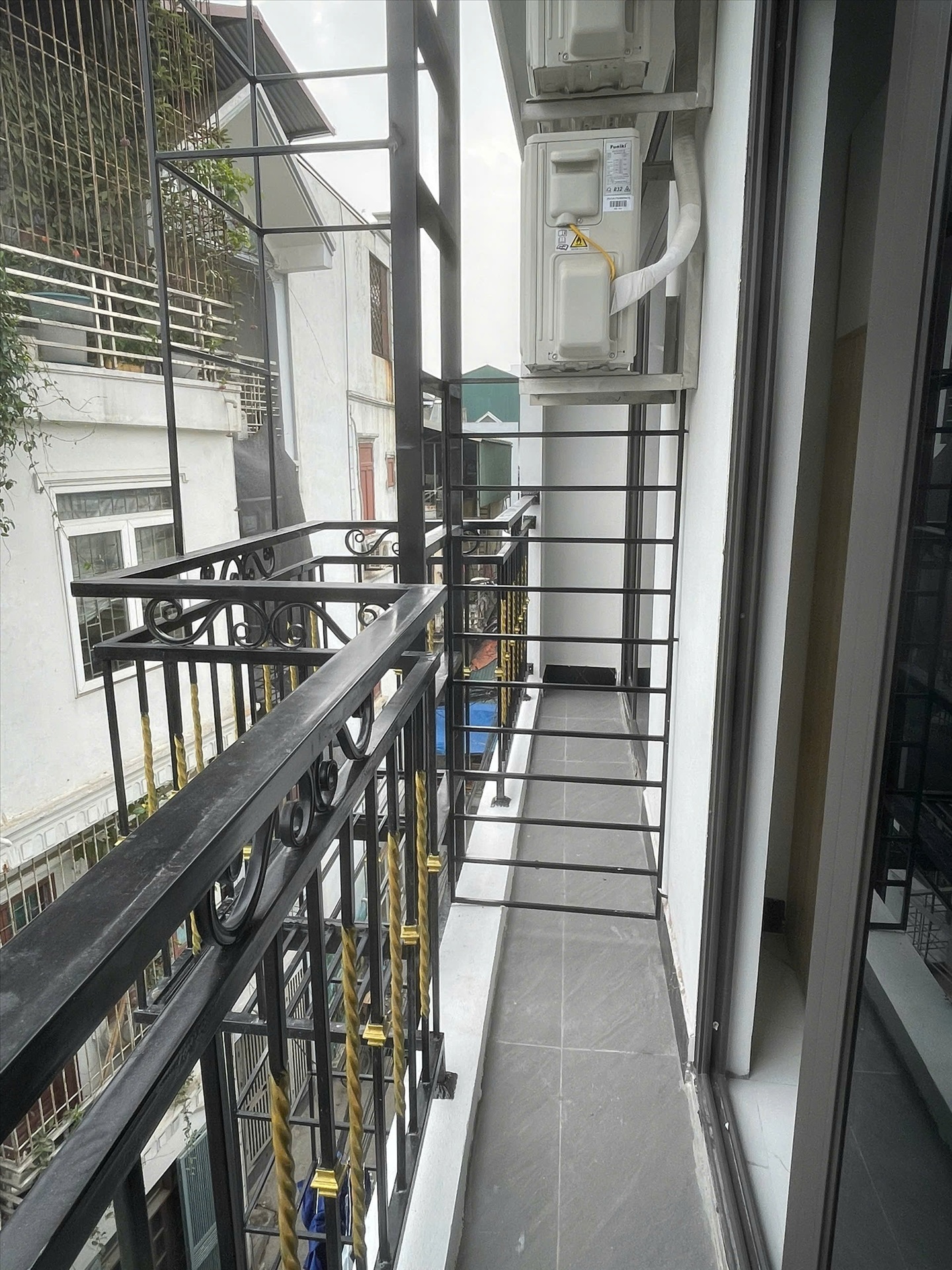 Phòng trọ Duplex 30m2 tại HM House Định Công Hạ - Hoàng Mai - Ban công
