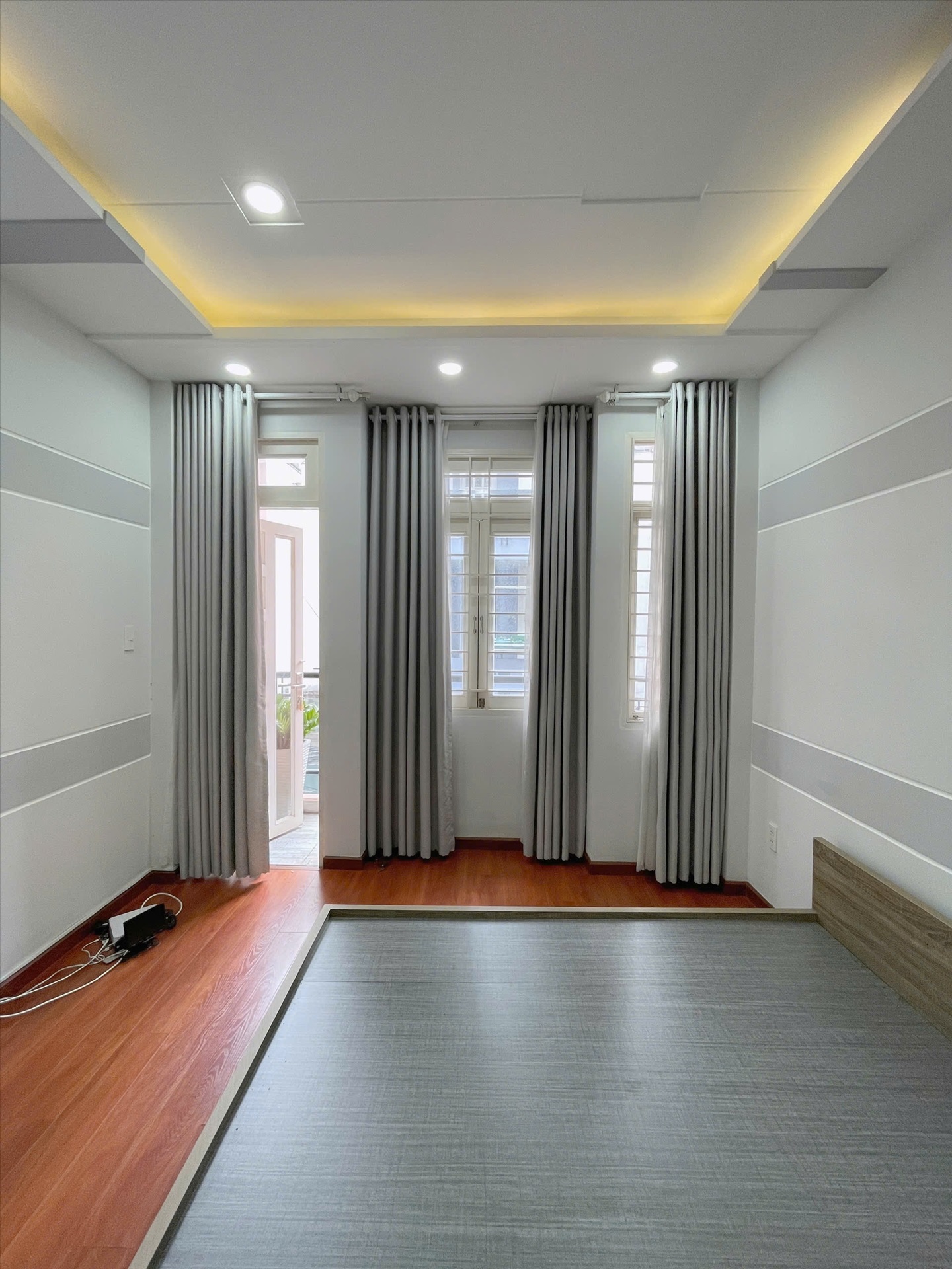 Phòng trọ ĐT House Phan Đăng Lưu - Phú Nhuận - Phòng (*)