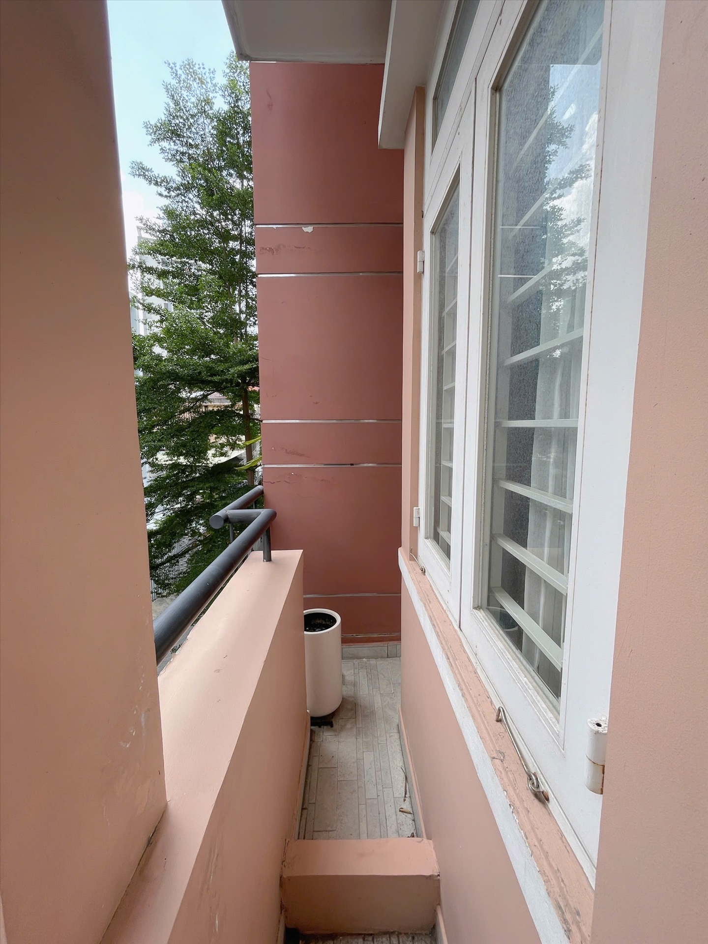 Phòng trọ Studio 25m2 tại ĐT House Phan Đăng Lưu - Phú Nhuận - Ban công