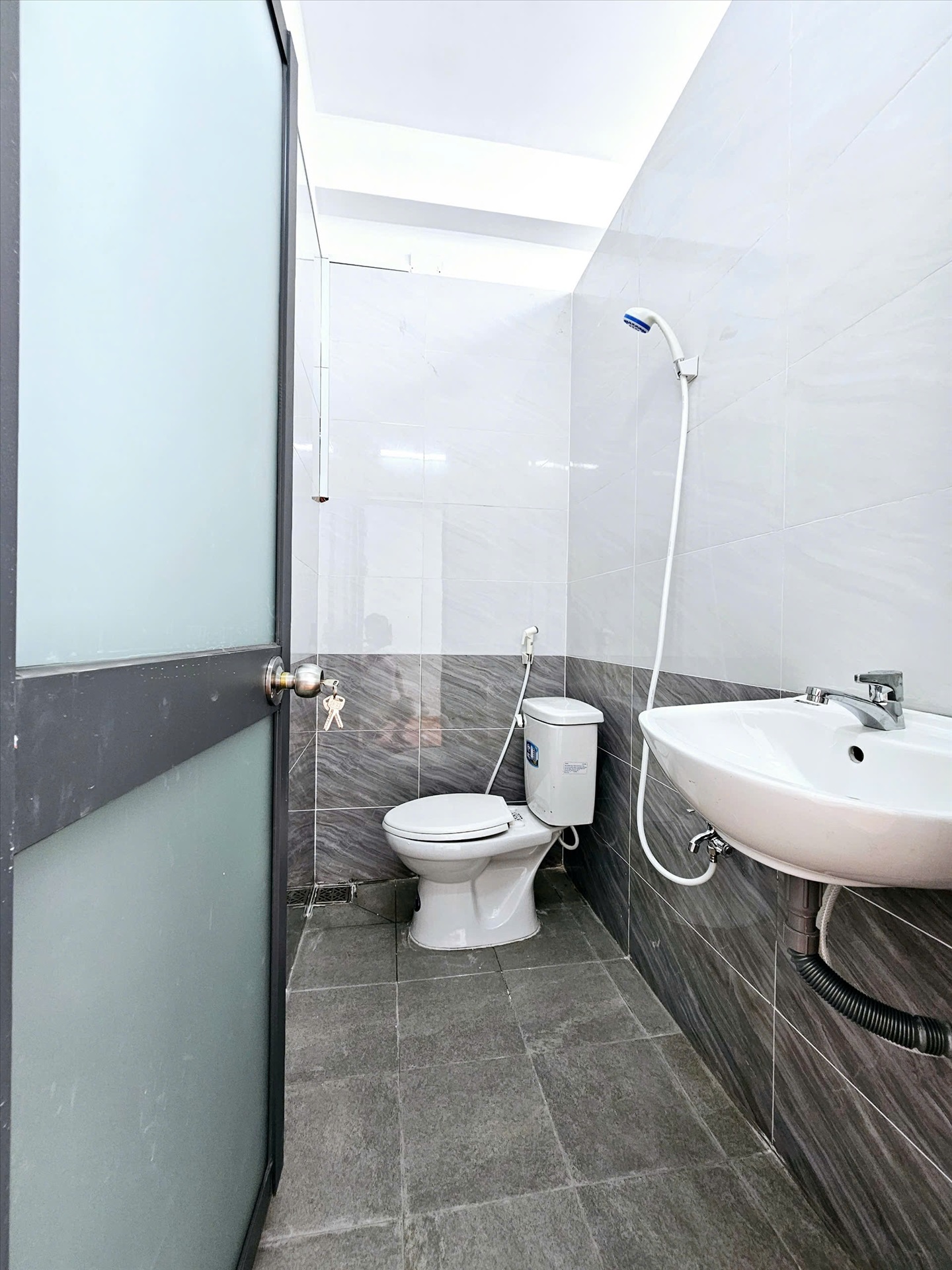 Phòng trọ 2 Phòng ngủ 50m2 tại QH Home Ung Văn Khiêm - Bình Thạnh - Phòng tắm