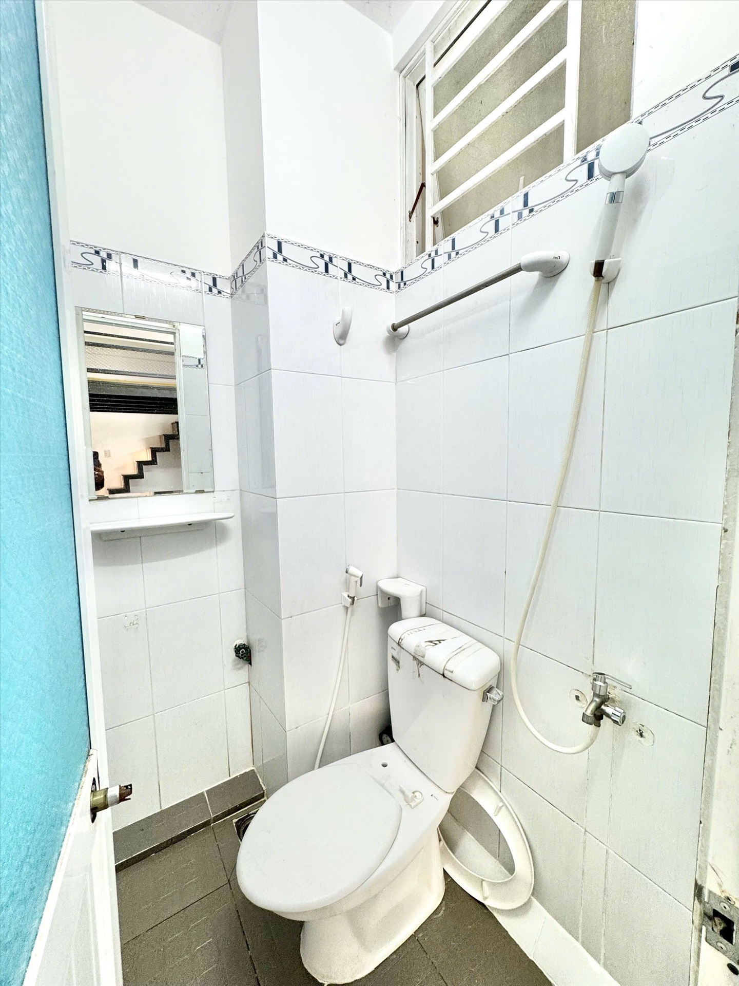 Phòng trọ Duplex 37m2 tại BT House Hà Huy Giáp - Quận 12 - Phòng tắm