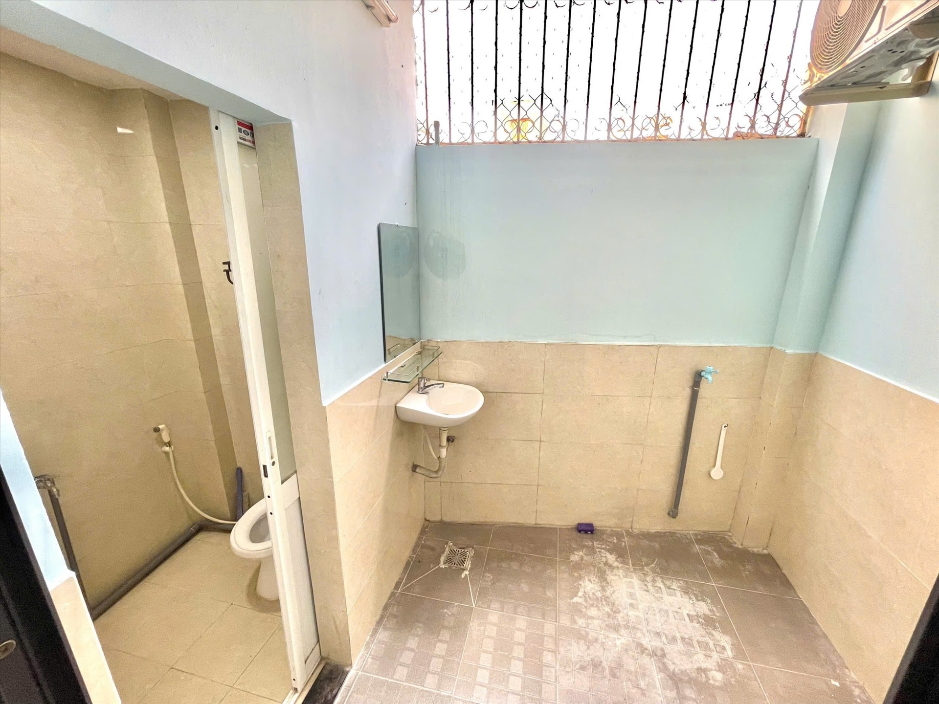 Phòng trọ Studio 28m2 tại XT House Quốc lộ 13 - Bình Thạnh - Phòng tắm