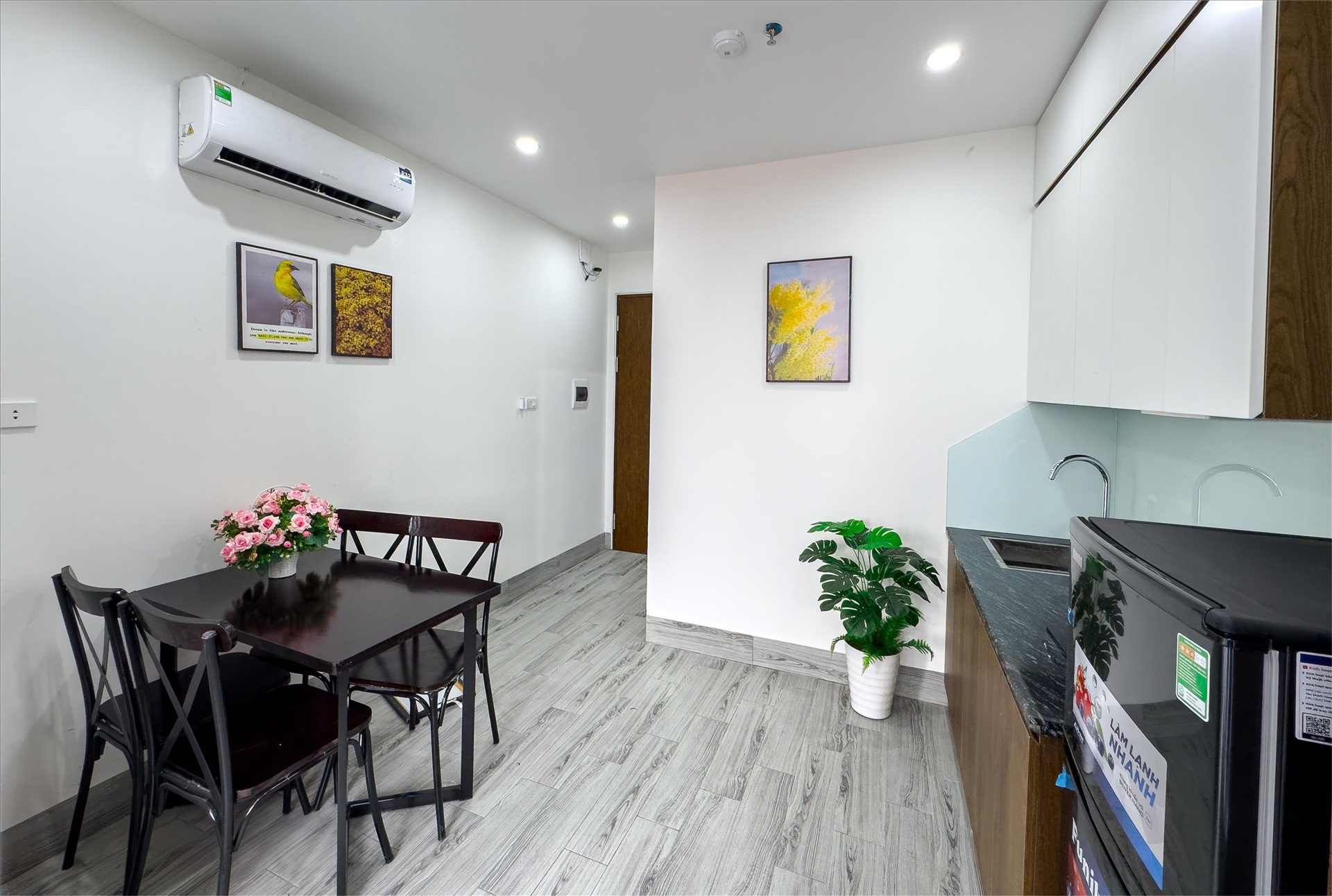Phòng trọ RENHOUSE An Dương Vương - Tây Hồ - Phòng (*)