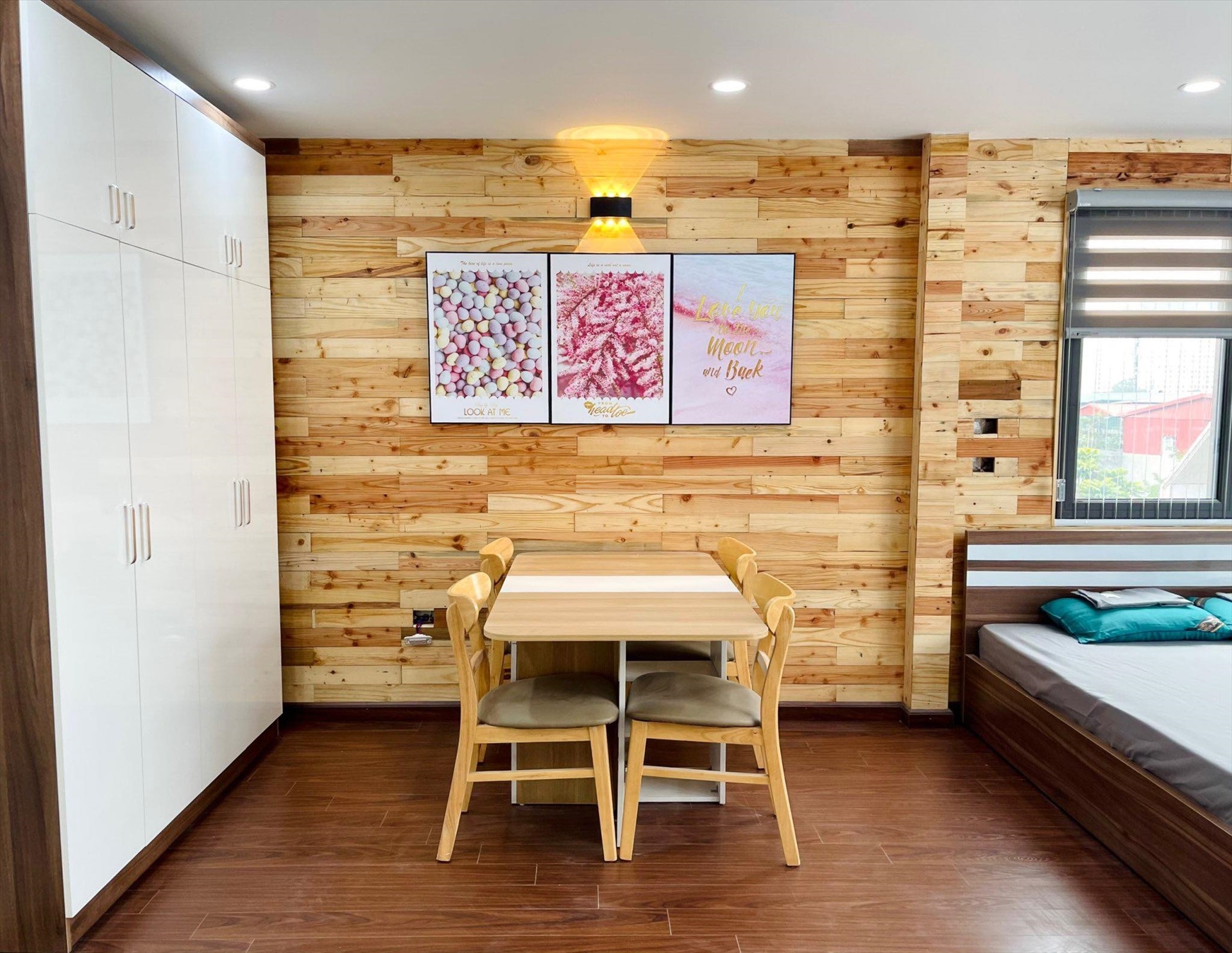 Phòng trọ Studio 60m2 tại DreamHouse Hoàng Quốc Việt - Cầu Giấy - Phòng khách