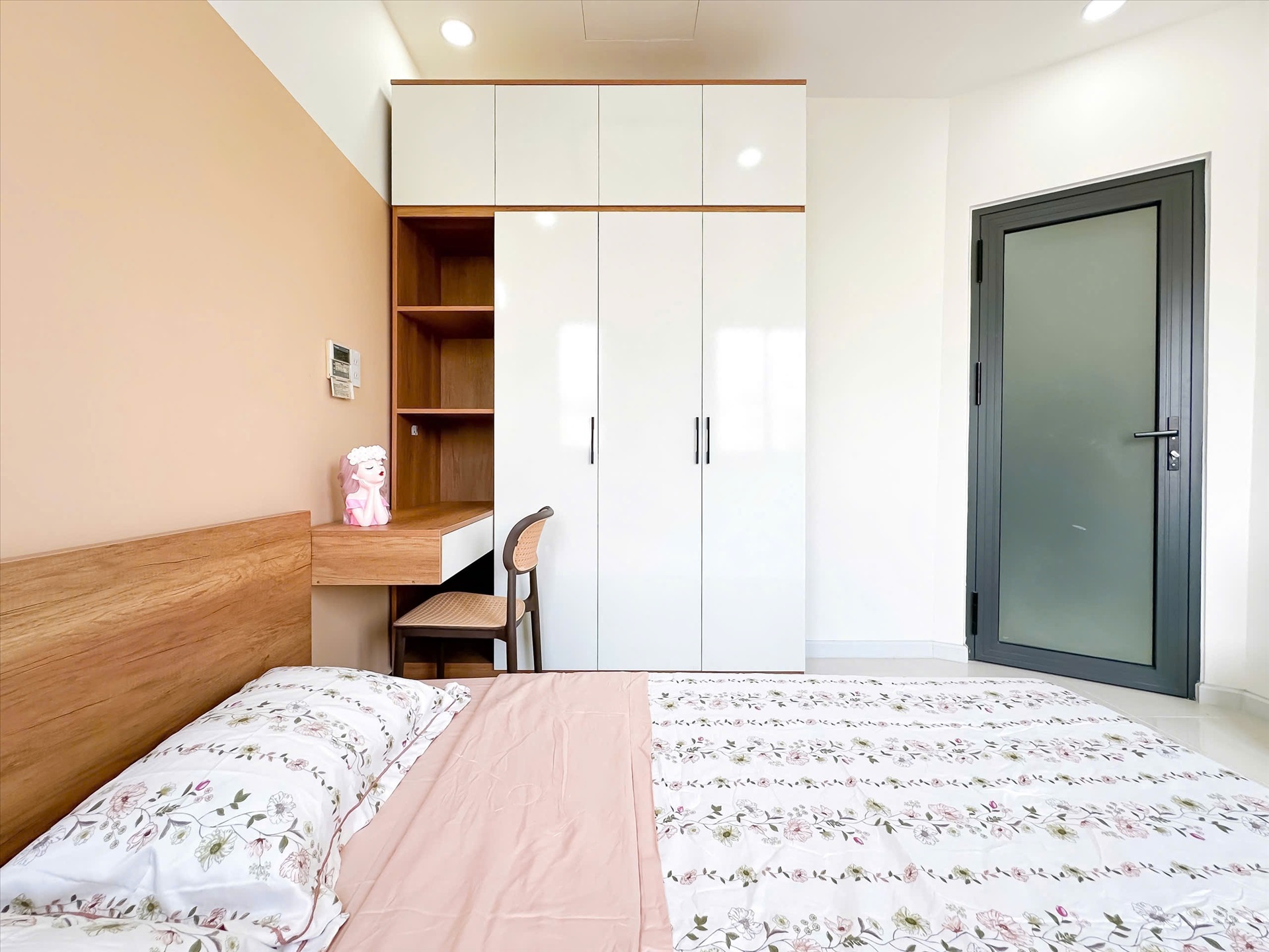 Phòng trọ TT House Hiệp Nhất - Tân Bình - Phòng (*)