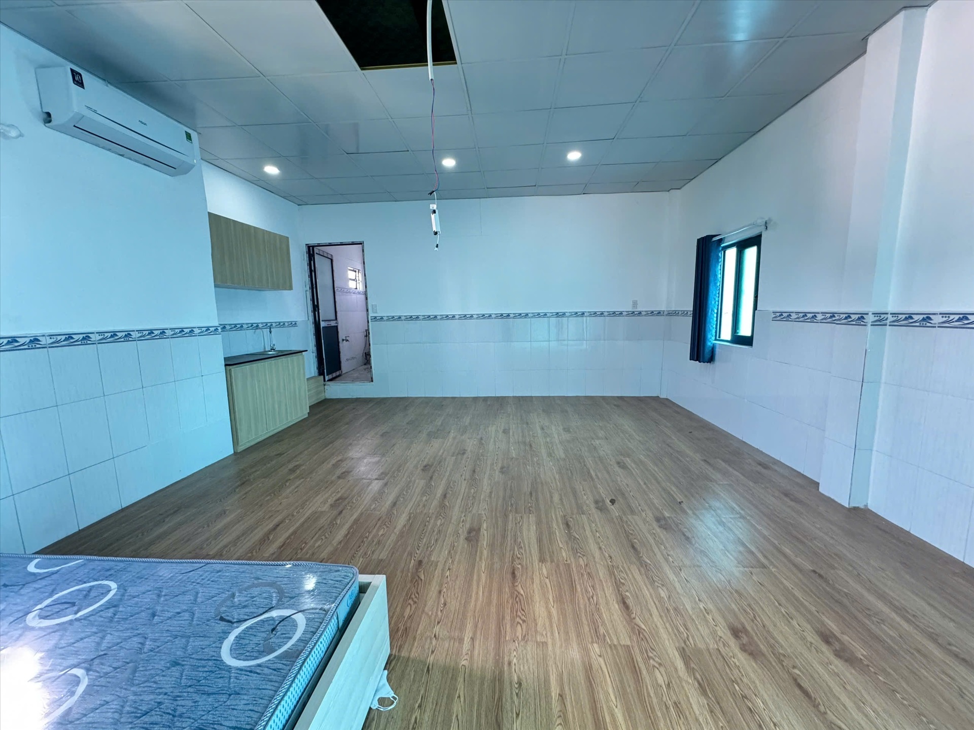 Phòng trọ NTL House Bình Qưới - Bình Thạnh - Phòng (*)