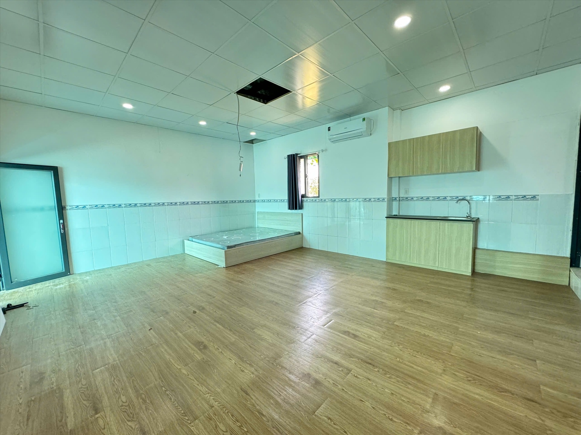 Phòng trọ NTL House Bình Qưới - Bình Thạnh - Phòng (*)