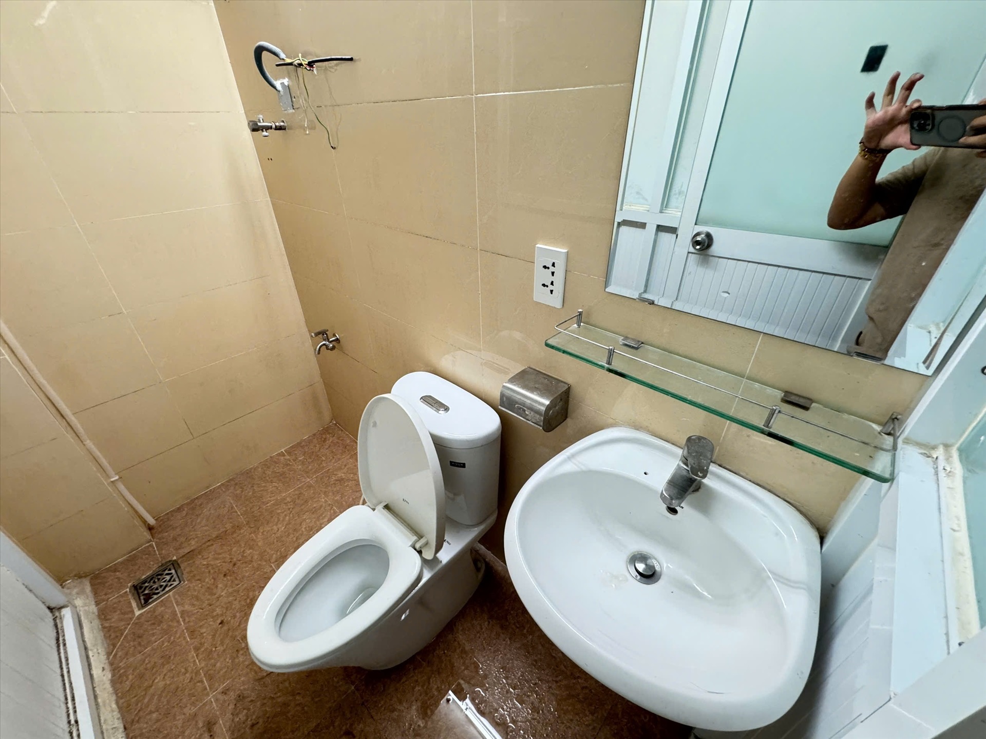 Phòng trọ 1 Phòng ngủ 55m2 tại NTL Home Bùi Đình Túy - Bình Thạnh - Phòng tắm