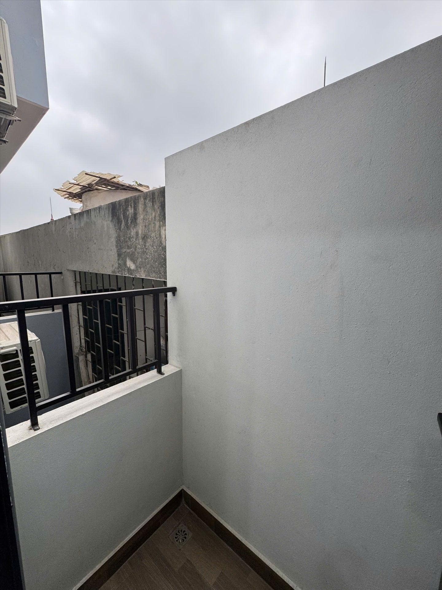 Phòng trọ Studio 25m2 tại Funhome 2 Định Công Thượng - Hoàng Mai - Ban công