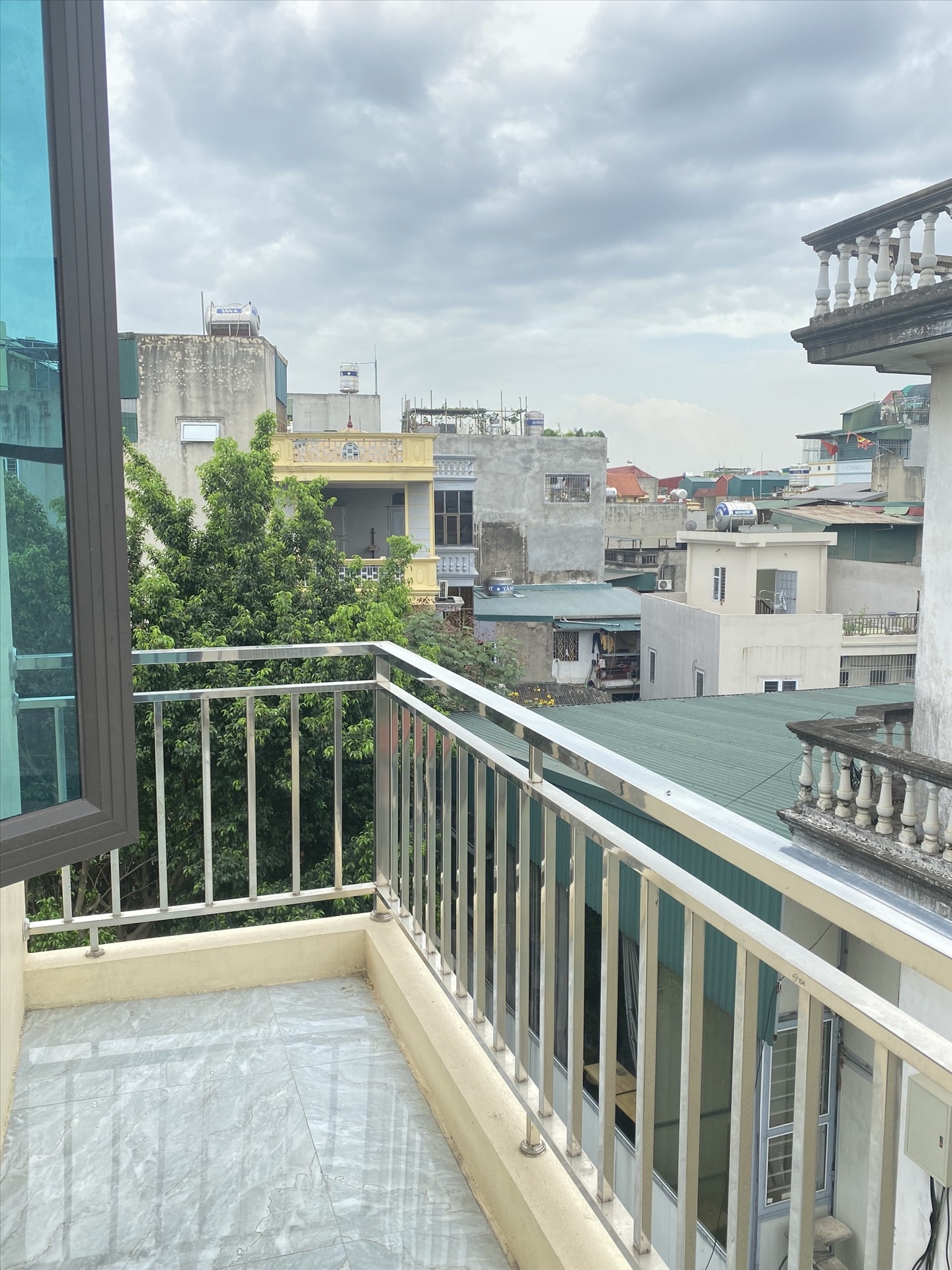 Phòng trọ Studio 25m2 tại Funhome 4 Nam Dư - Hoàng Mai - Ban công