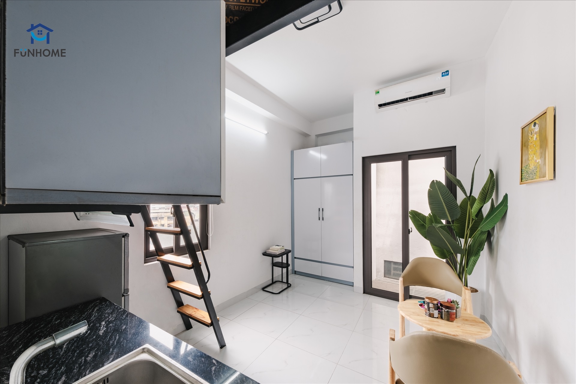 Phòng trọ Duplex 25m2 tại Funhome Giải Phóng - Hoàng Mai - Phòng khách