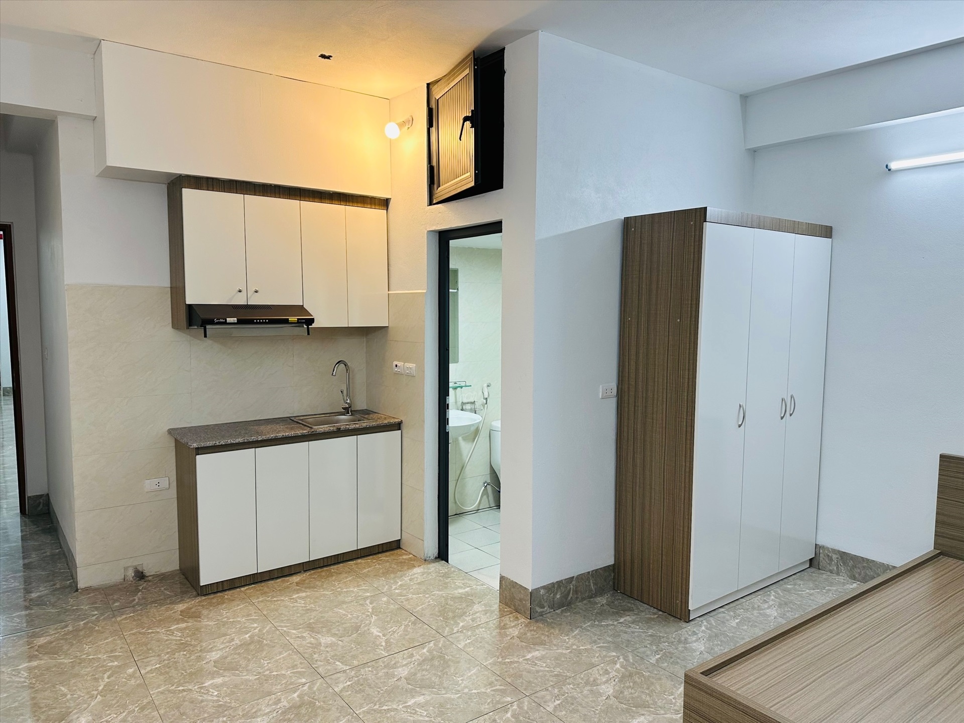 Phòng trọ Studio 25m2 tại Funhome 11 Lĩnh Nam - Hoàng Mai - Phòng khách