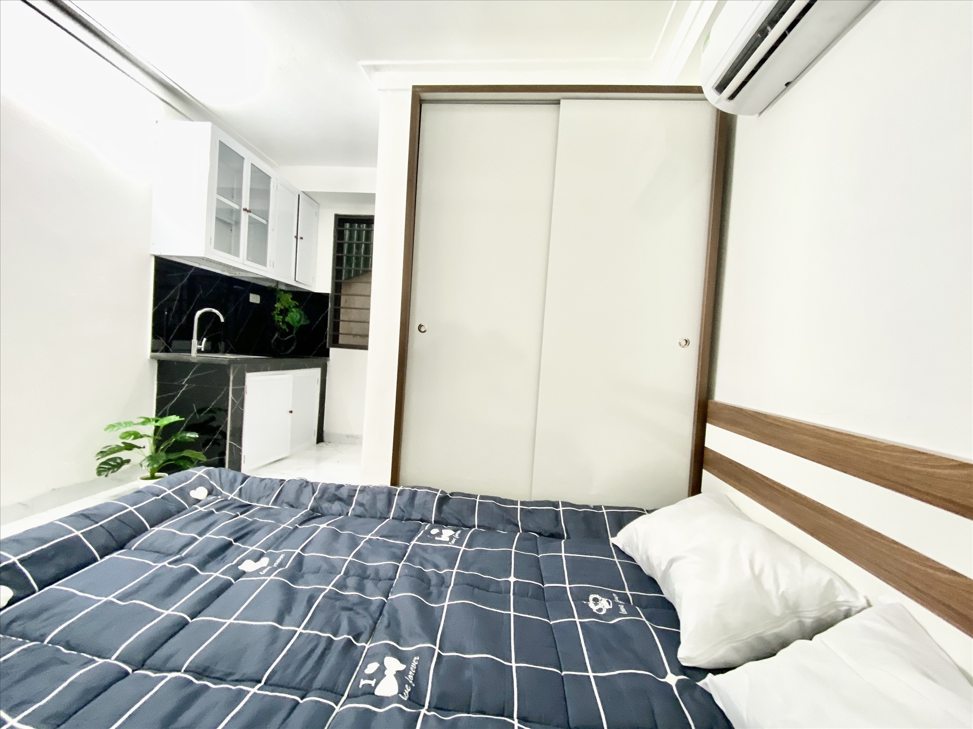 Phòng trọ Studio 25m2 tại Funhome B Lĩnh Nam - Hoàng Mai - Phòng ngủ