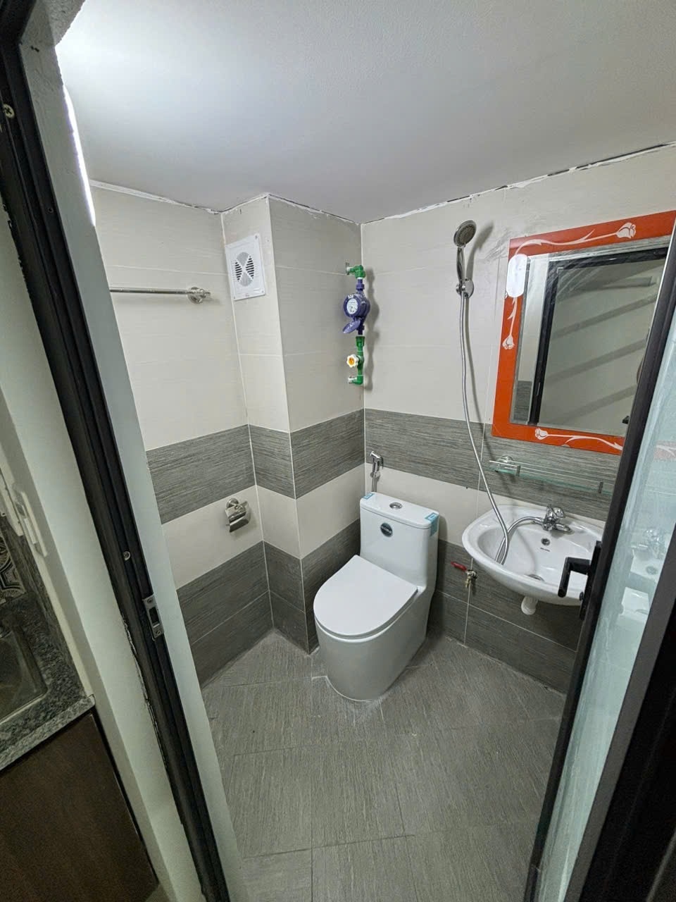 Phòng trọ Duplex 25m2 tại Funhome Trương Định - Hoàng Mai - Phòng tắm