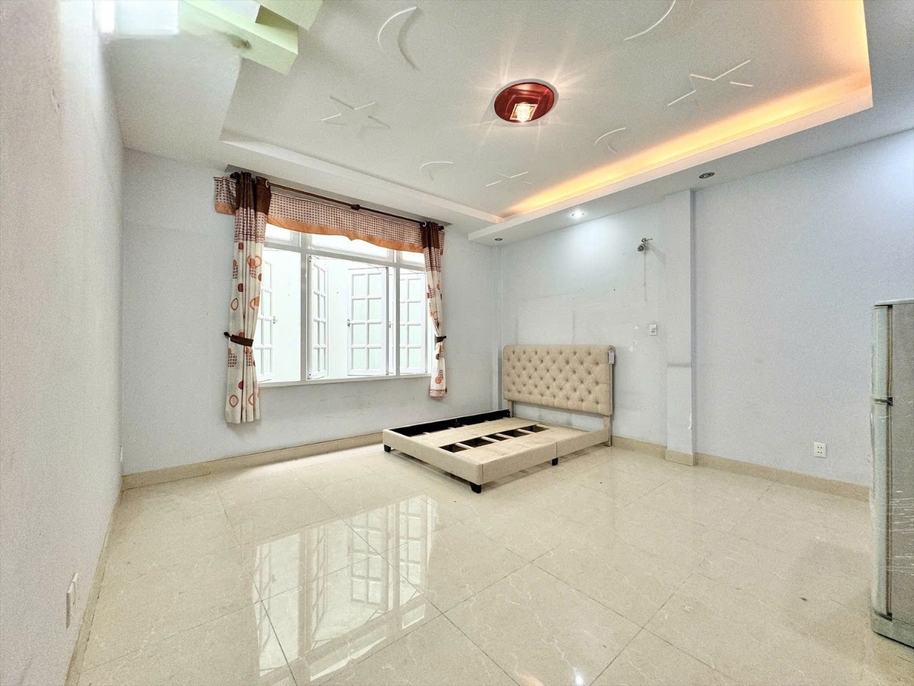 Phòng trọ Studio 20m2 tại ĐHQ House Hoàng Bật Đạt - Tân Bình - Phòng ngủ