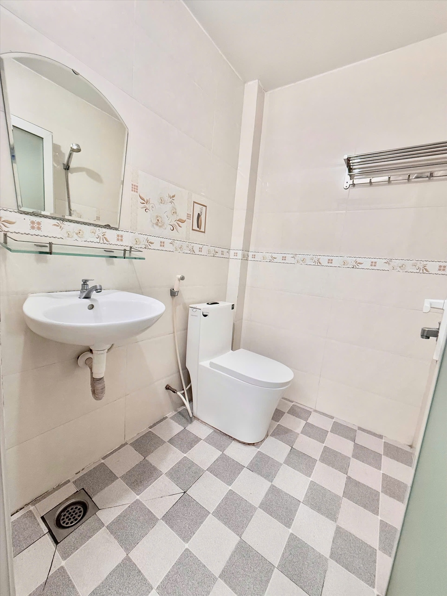 Phòng trọ Studio 26m2 tại TT House Bạch Đằng - Tân Bình - Phòng tắm