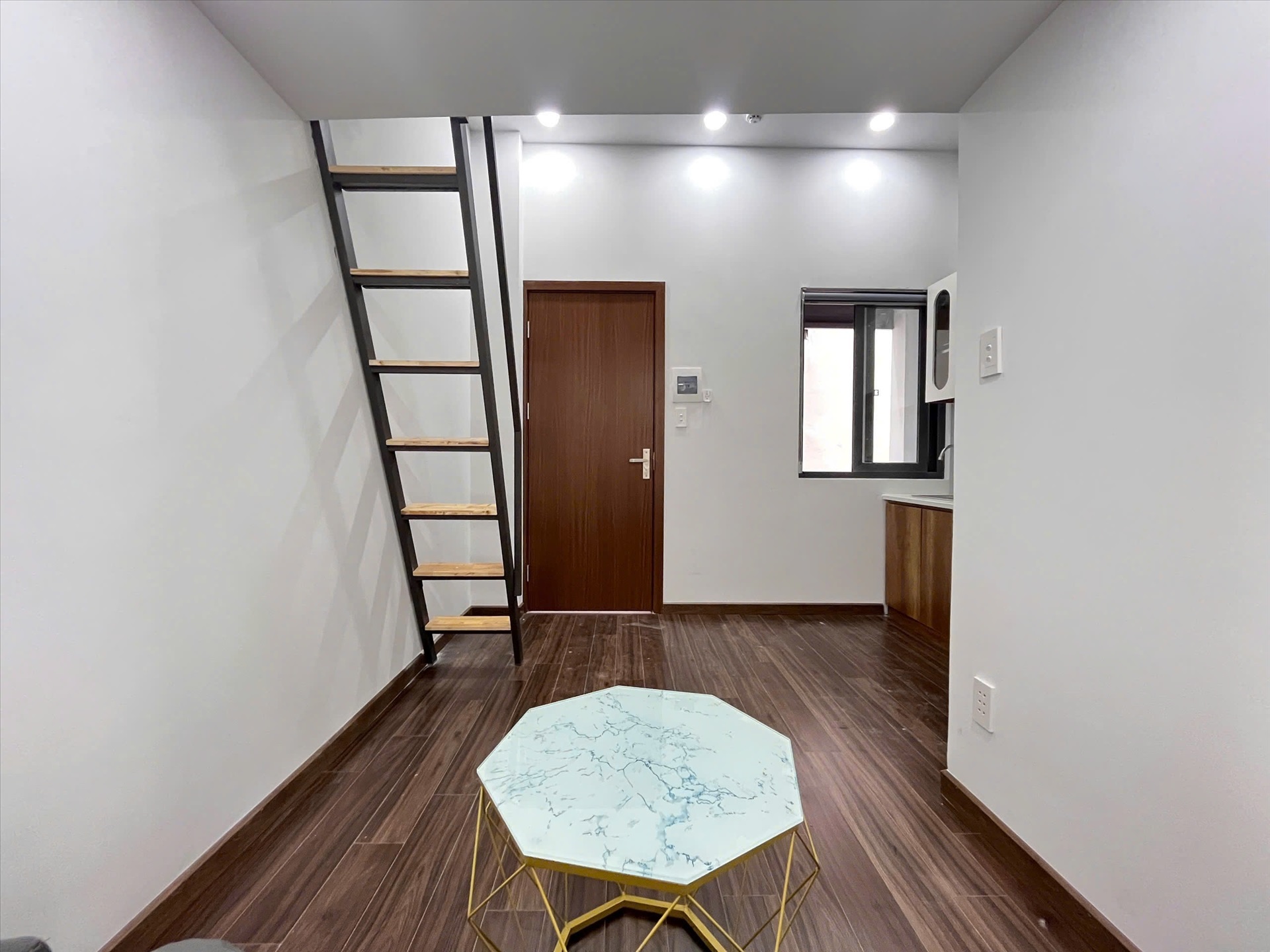 Phòng trọ Duplex 25m2 tại Redhomes Hiệp Nhất - Tân Bình - Phòng ngủ