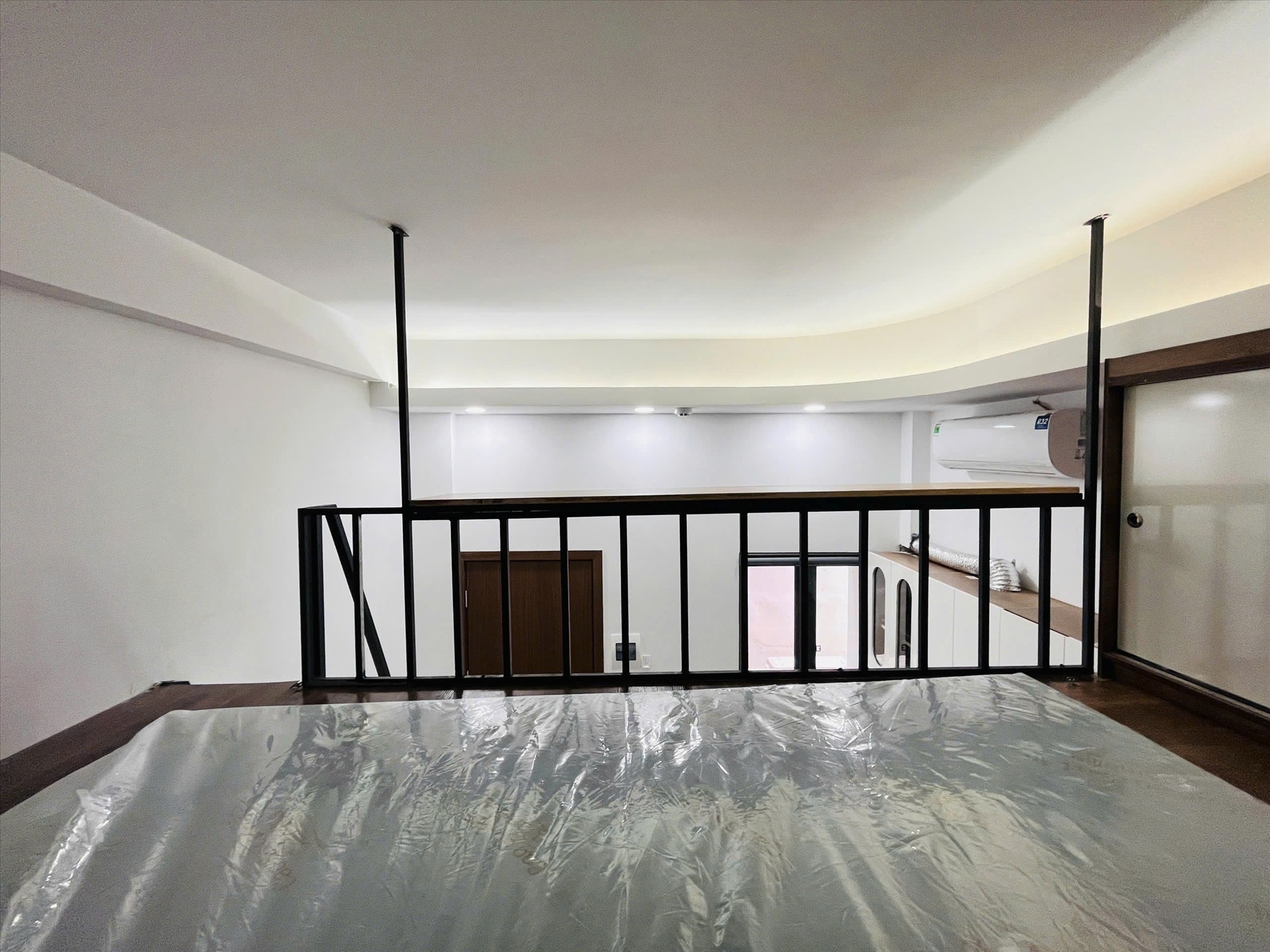 Phòng trọ Duplex 25m2 tại Redhomes Hiệp Nhất - Tân Bình - Phòng ngủ