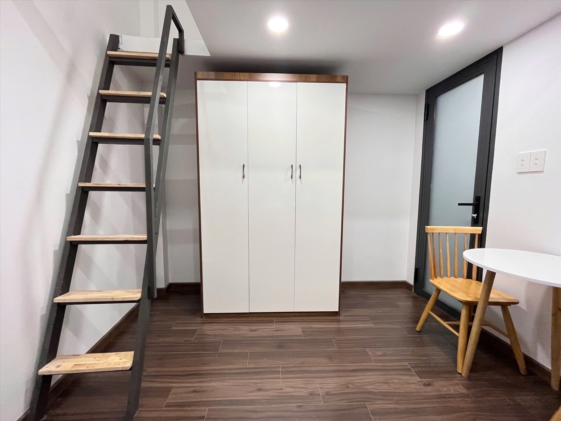 Phòng trọ Duplex 25m2 tại Redhomes Hiệp Nhất - Tân Bình - Phòng ngủ