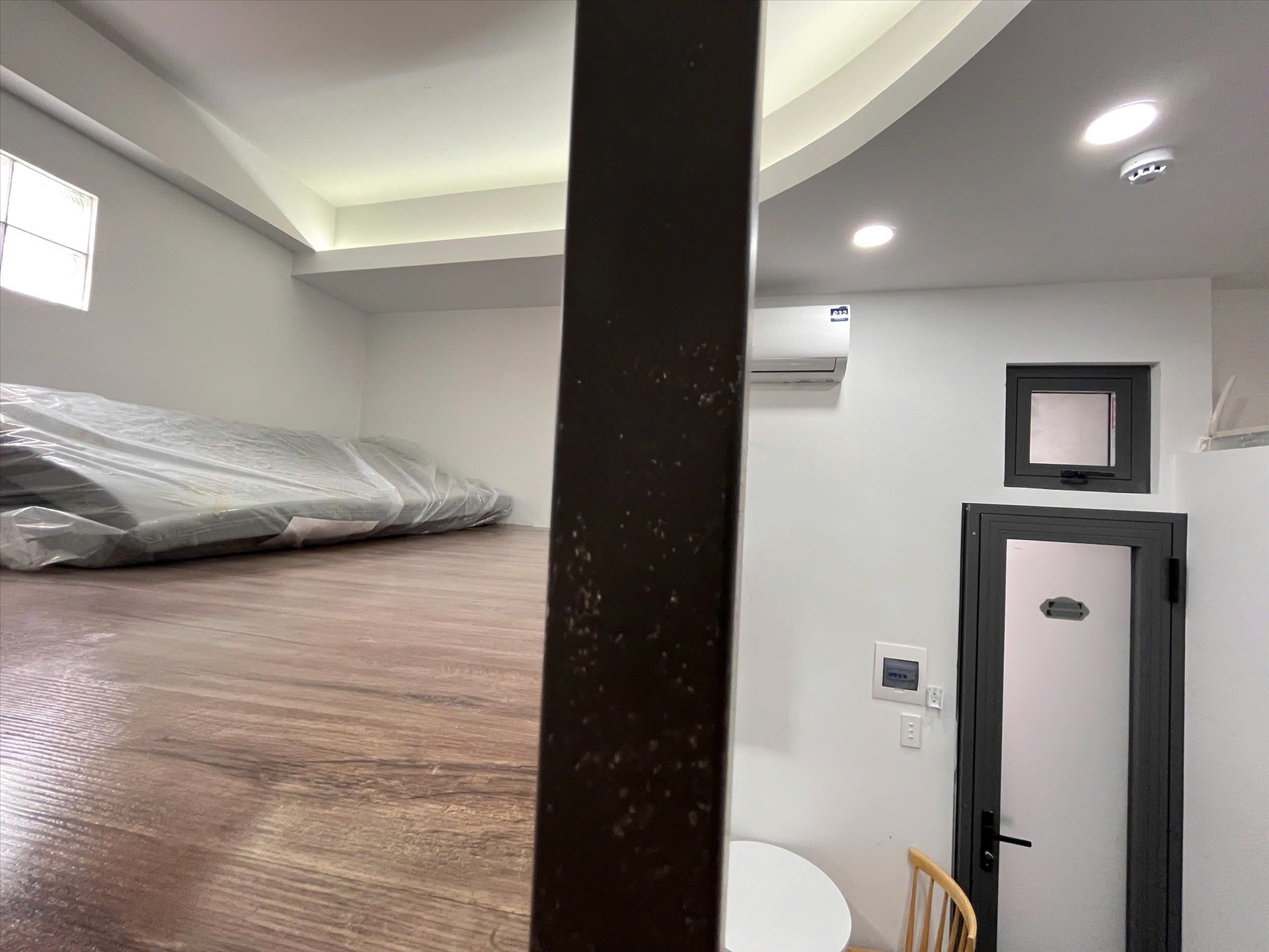 Phòng trọ Duplex 25m2 tại Redhomes Hiệp Nhất - Tân Bình - Phòng ngủ