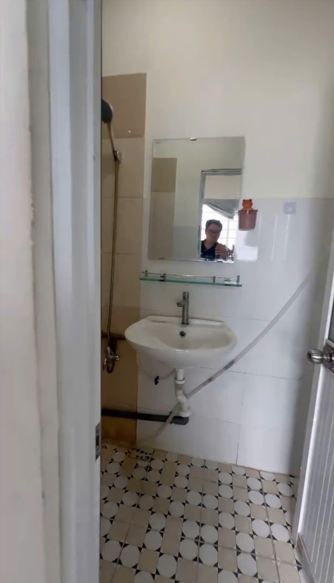 Phòng trọ Studio 40m2 tại TU House Trường Chinh - Tân Bình - Phòng tắm