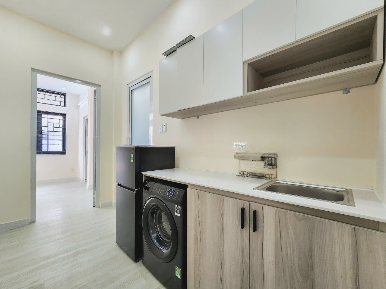 Phòng trọ Sunshine Apartment Tân Trang - Tân Bình - Phòng (*)