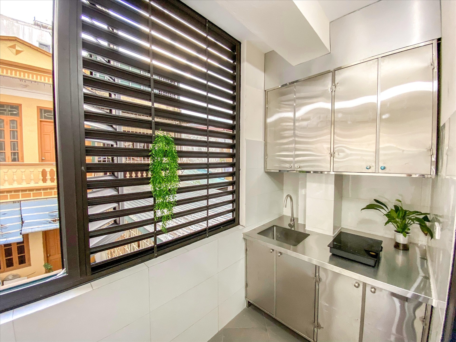 Phòng trọ Studio 28m2 tại RenHouse Mai Dịch - Cầu Giấy - Phòng bếp