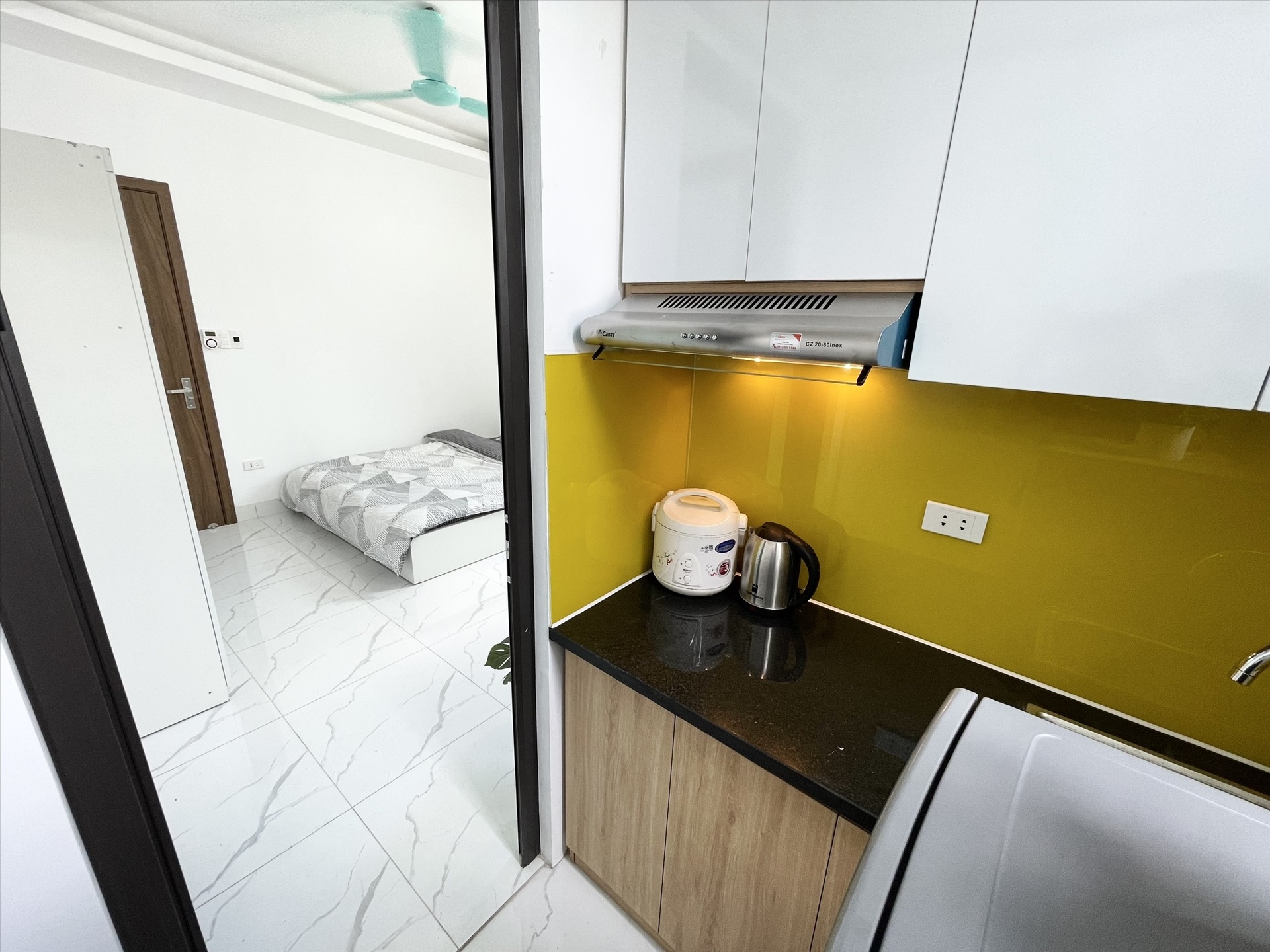 Phòng trọ Studio 20m2 tại Airstay Lê Thanh Nghị - Hai Bà Trưng - Phòng bếp