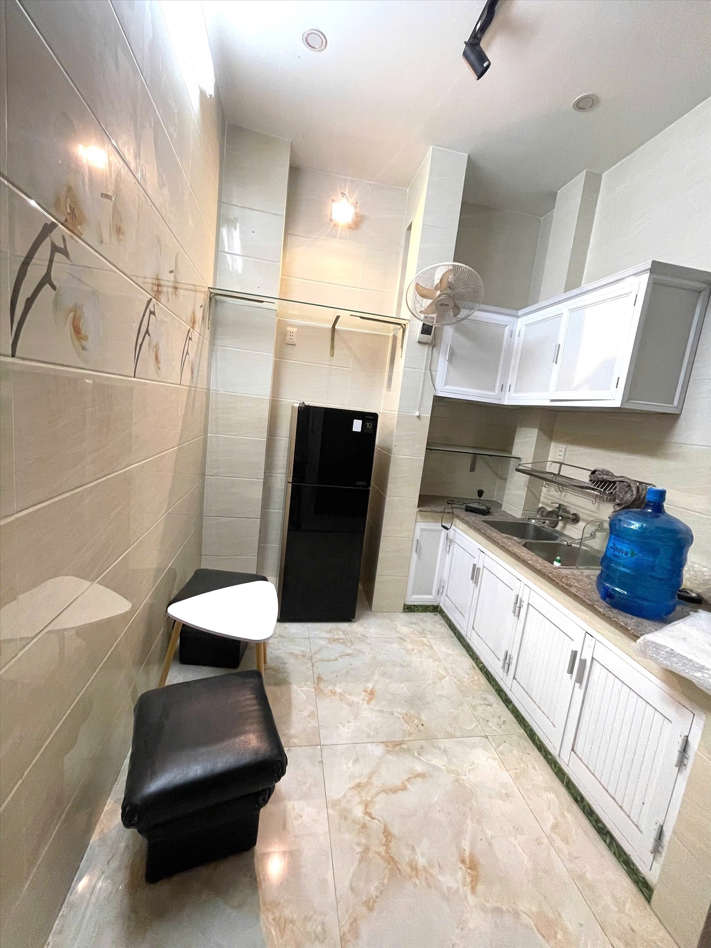 Phòng trọ Studio 18m2 tại D House Đường số 4 - Quận 3 - Phòng bếp