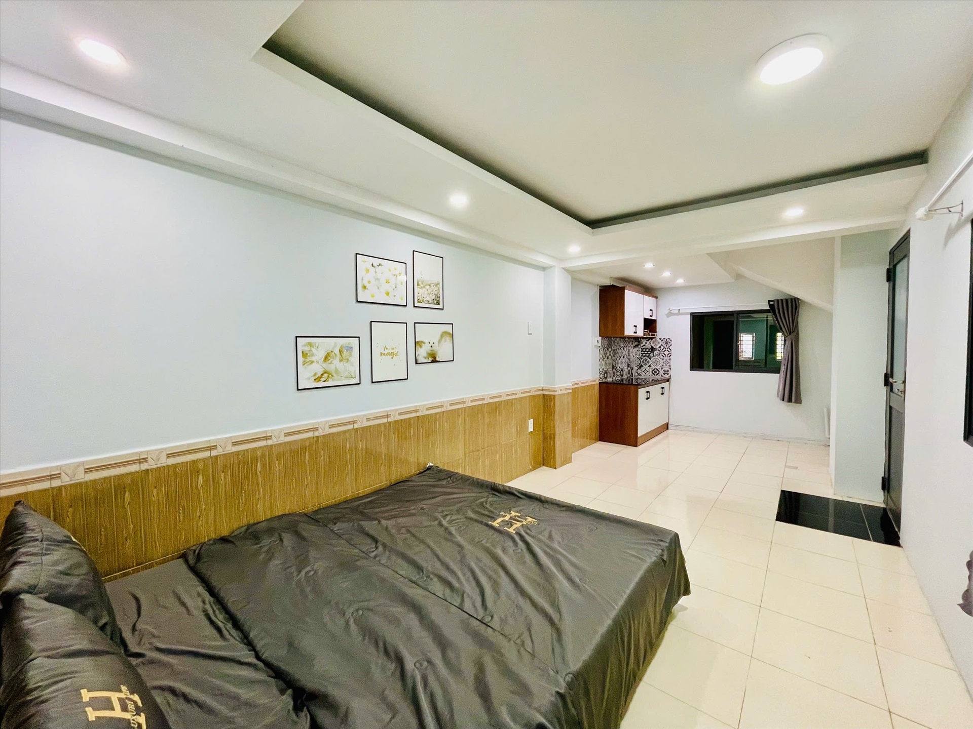 Phòng trọ Wish Home Lạc Long Quân - Tân Bình - Phòng (*)