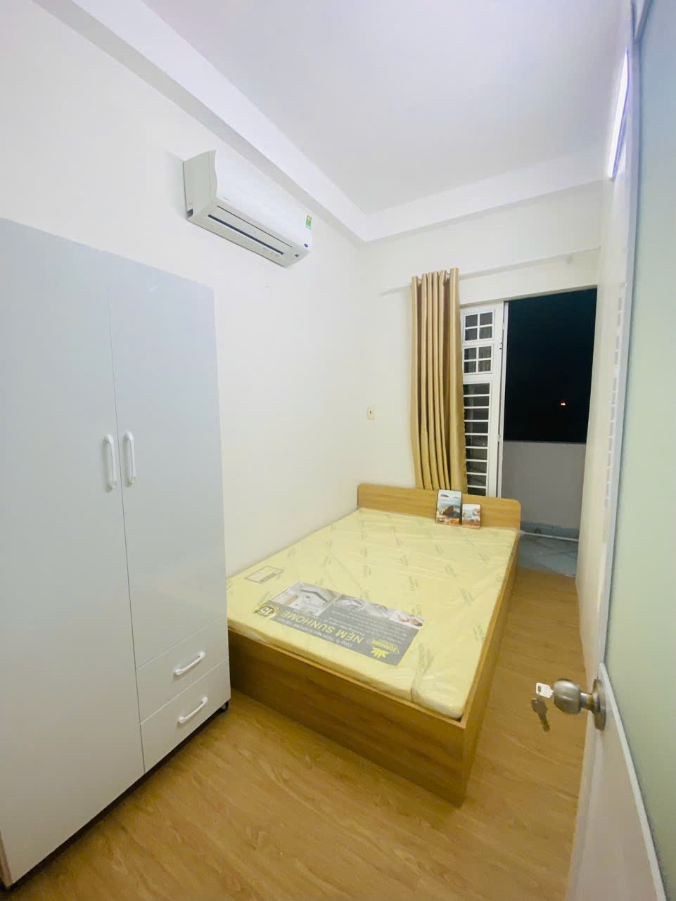 Phòng trọ VNhouse Trần Văn Đang - Quận 3 - Phòng (*)