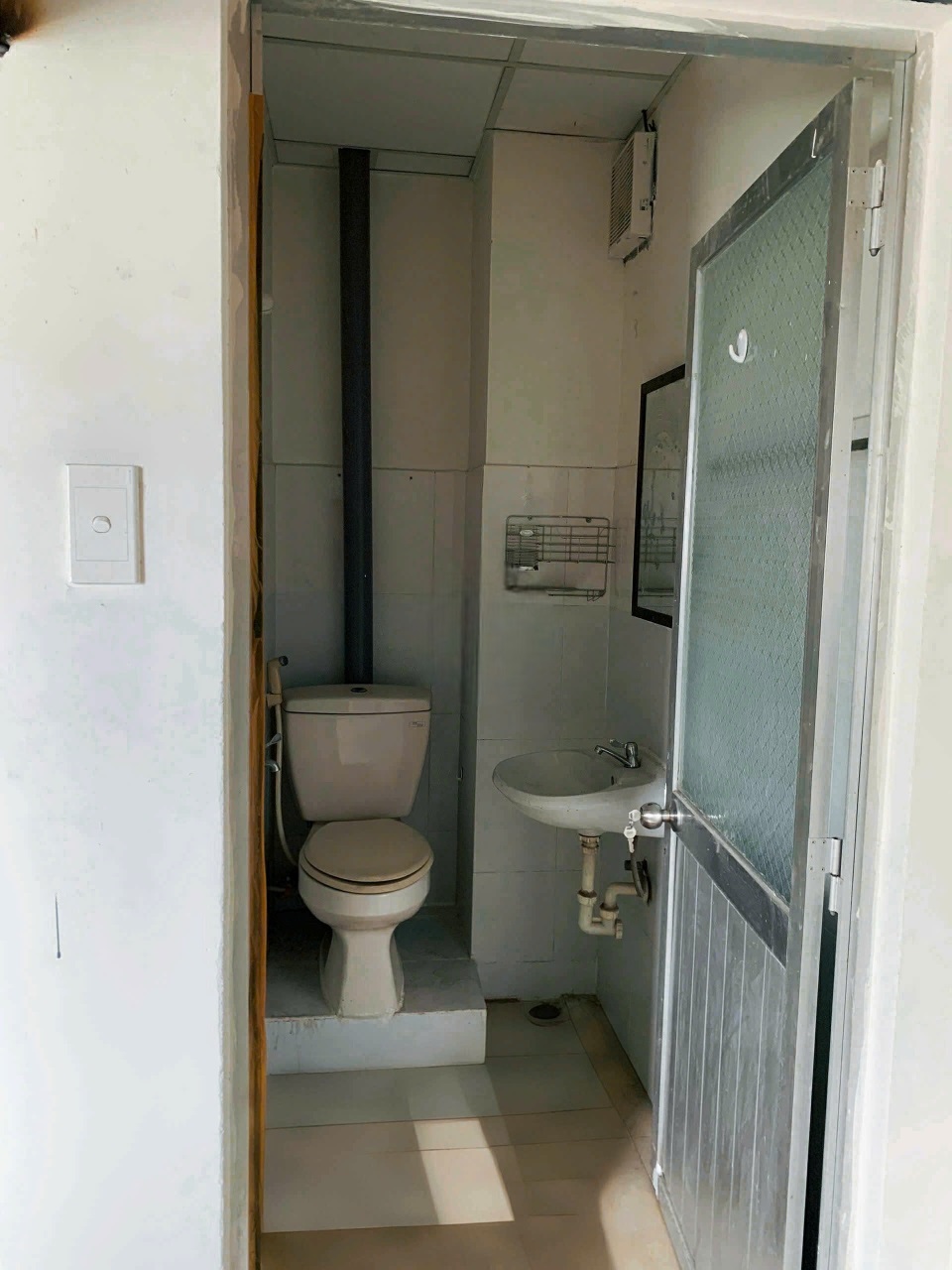 Phòng trọ Duplex 20m2 tại DSD Home Phạm Văn Bạch - Tân Bình - Phòng tắm