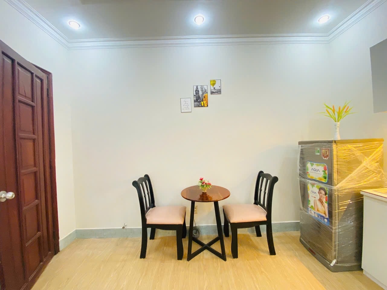 Phòng trọ Studio 25m2 tại VNhouse Trần Văn Đang - Quận 3 - Phòng khách