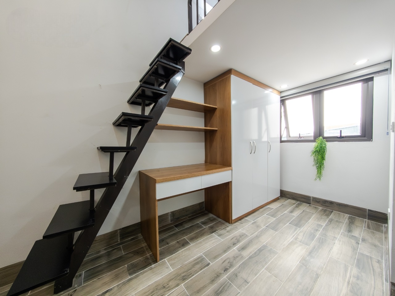 Phòng trọ Duplex 28m2 tại RenHouse Đông Ngạc - Bắc Từ Liêm - Phòng khách