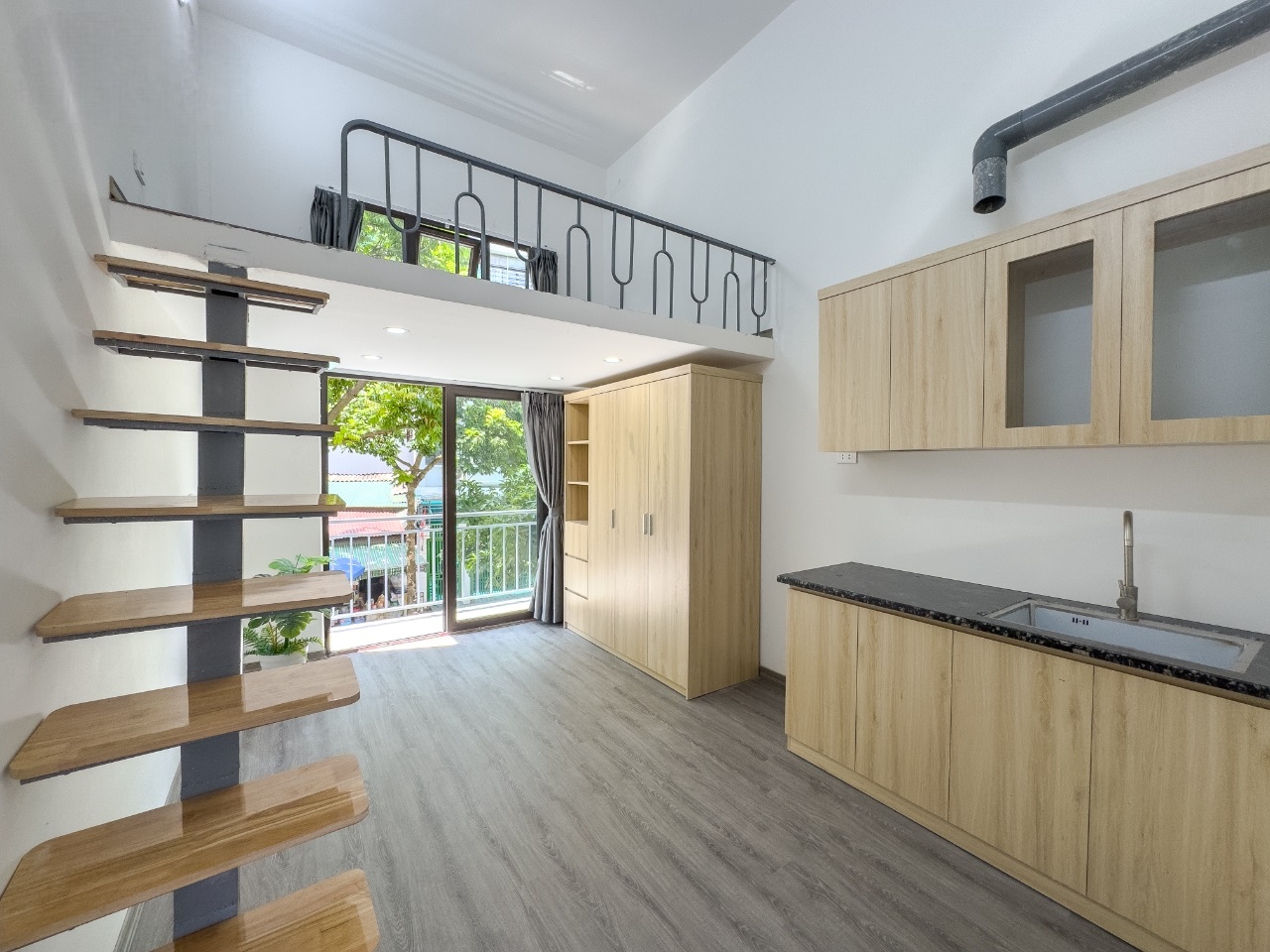 Phòng trọ Duplex 25m2 tại RenHouse Phú Xá - Tây Hồ - Phòng khách