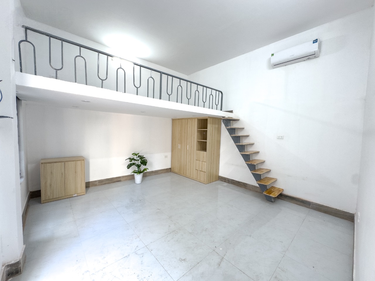 Phòng trọ Duplex 35m2 tại RenHouse Phú Xá - Tây Hồ - Phòng khách