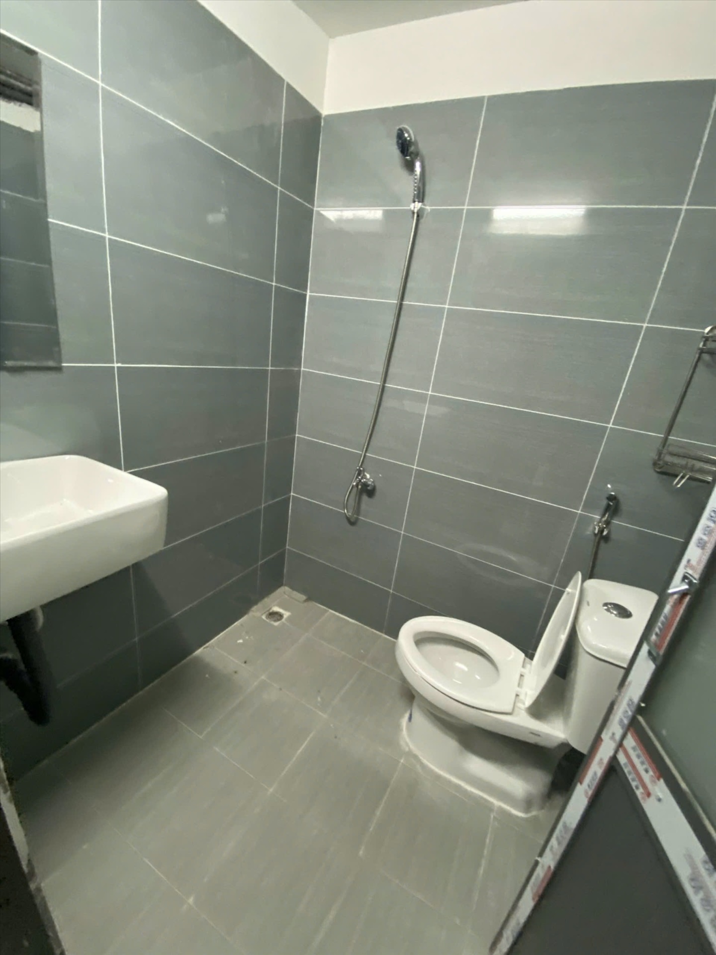 Phòng trọ Duplex 20m2 tại NG Home Hậu Giang - Tân Bình - Phòng tắm