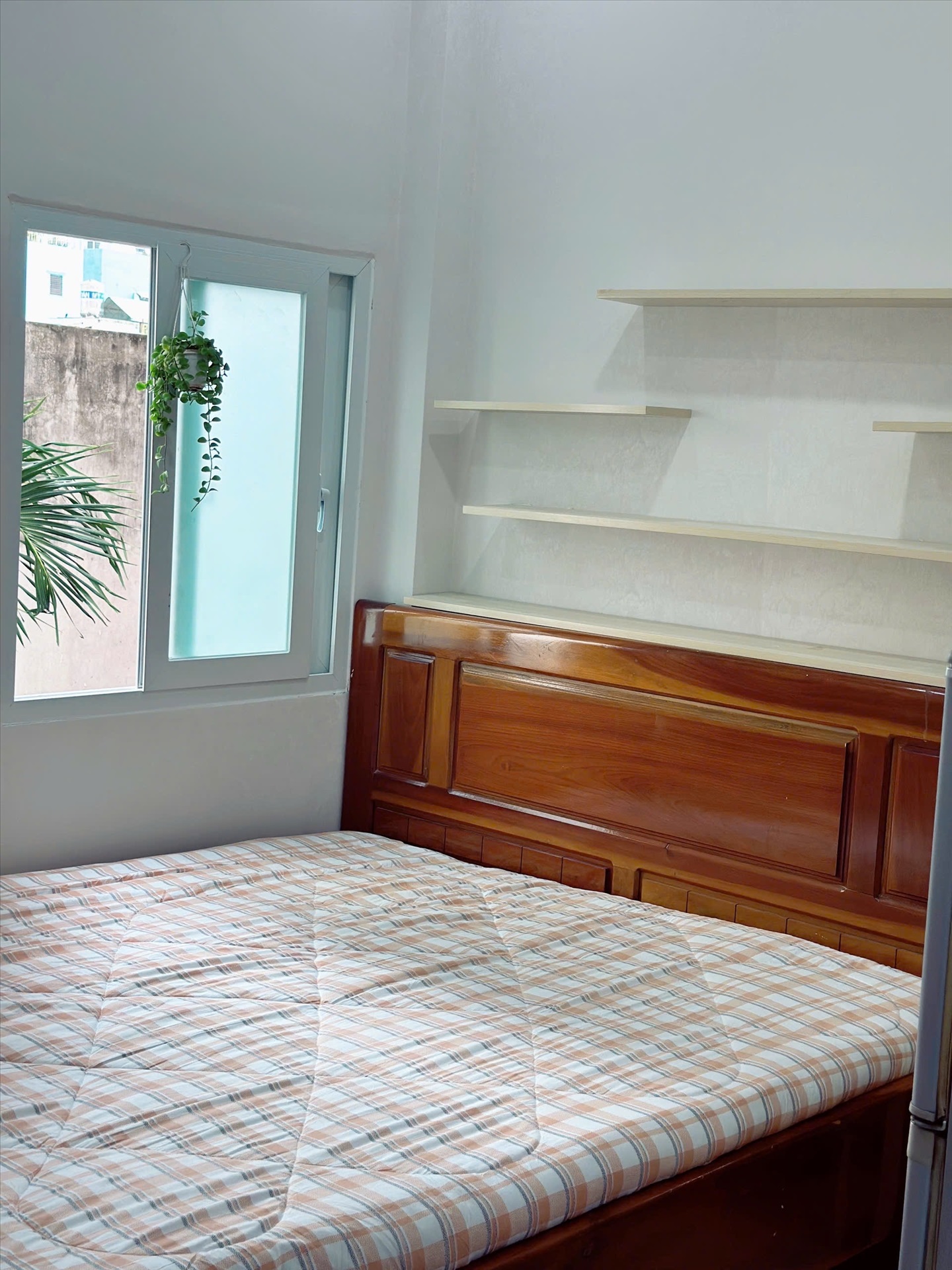Phòng trọ TL Home Hồ Hảo Hớn - Quận 1 - Phòng (*)