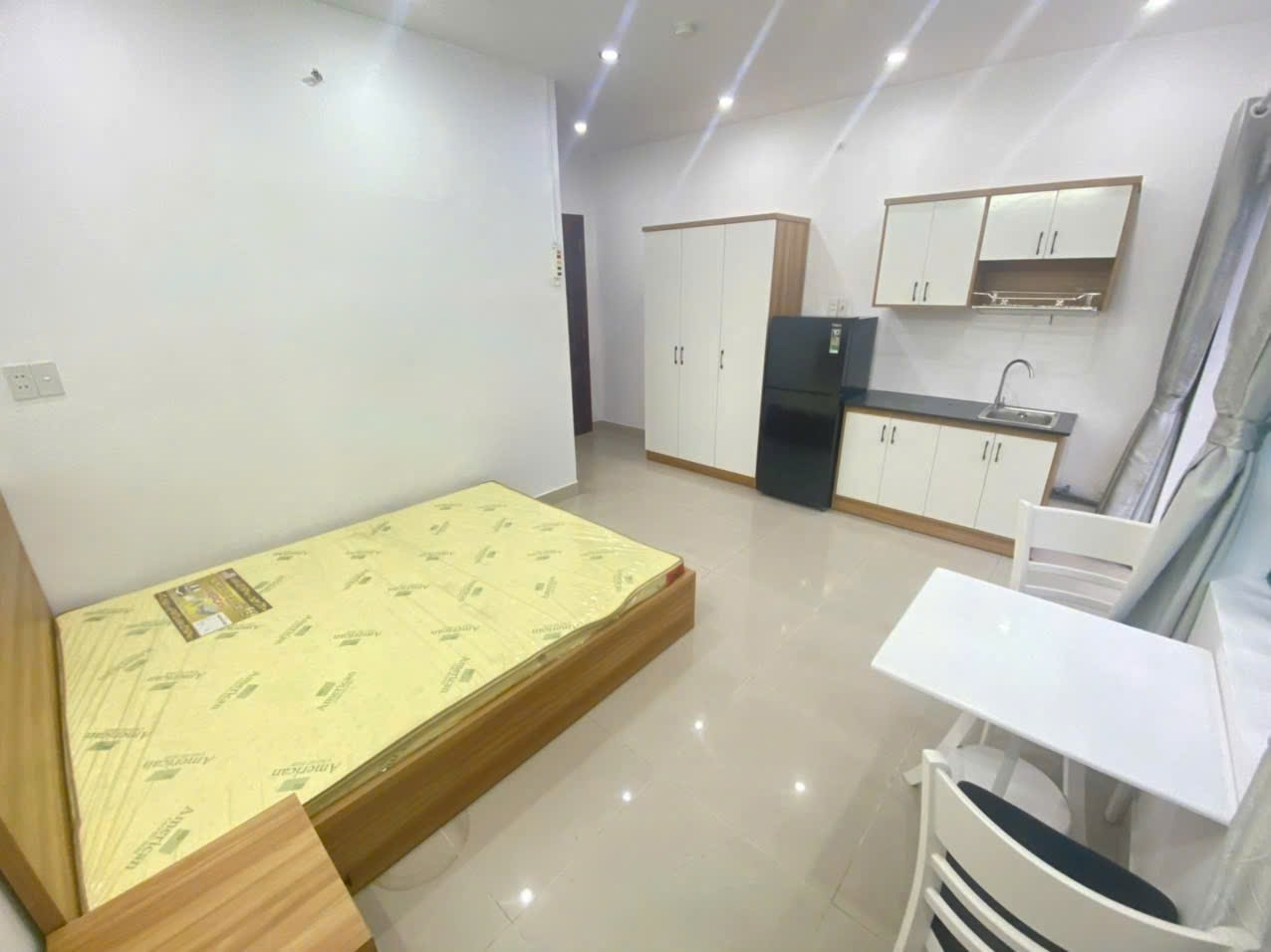 Phòng trọ QB Home Bạch Đằng - Tân Bình - Phòng (*)