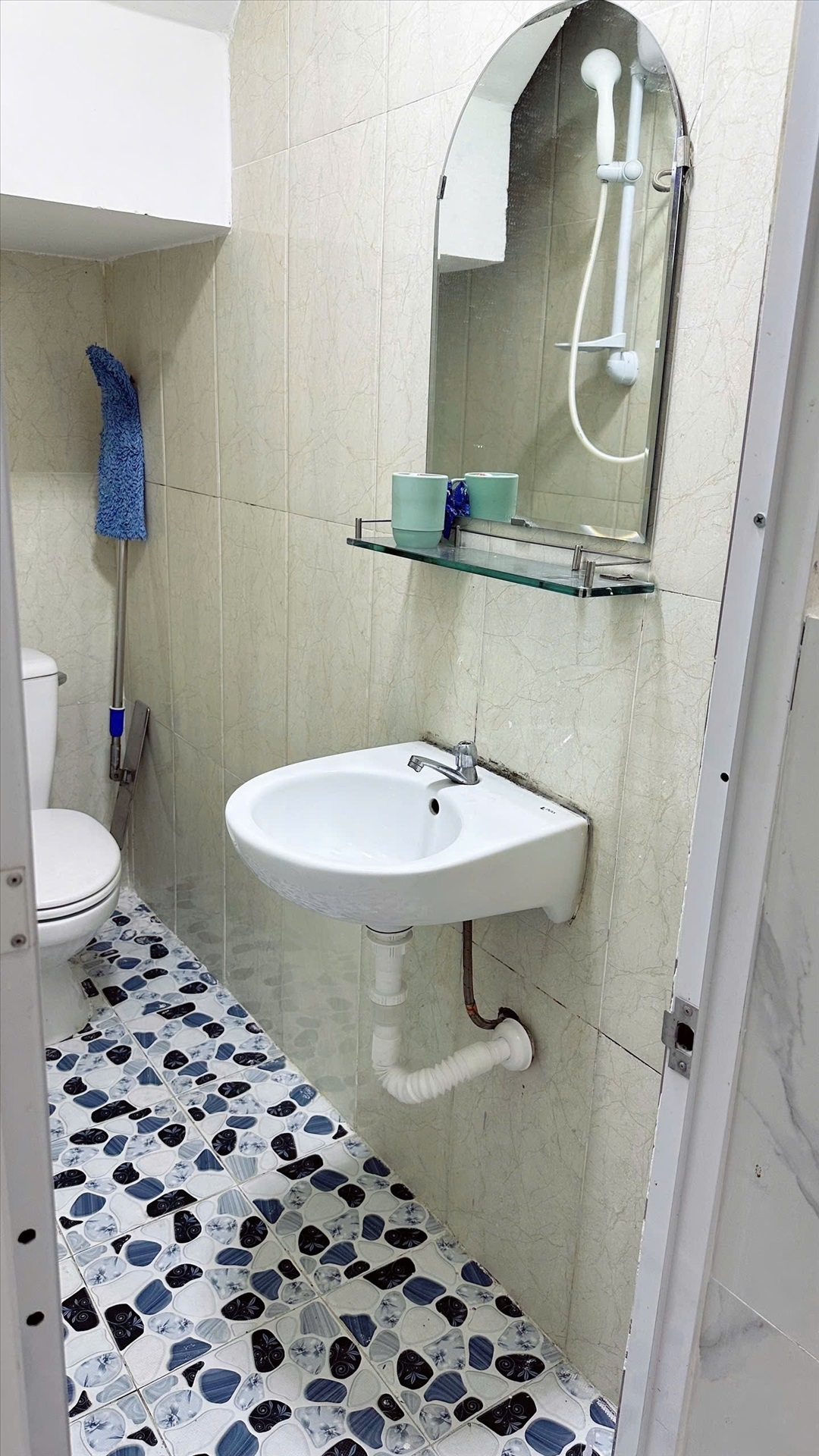 Phòng trọ Studio 20m2 tại TL Home Hồ Hảo Hớn - Quận 1 - Phòng tắm